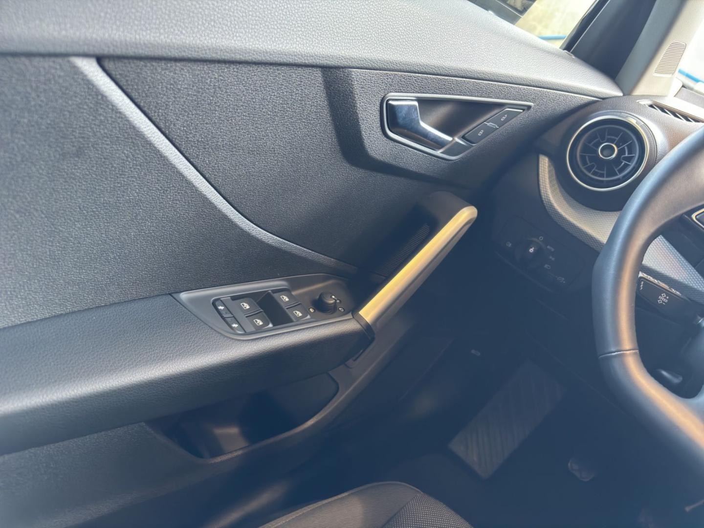 Bild über Audi Q2 advanced 30 TFSI Schaltgetriebe - für weitere Informationen kontaktieren Sie den Audi Partner