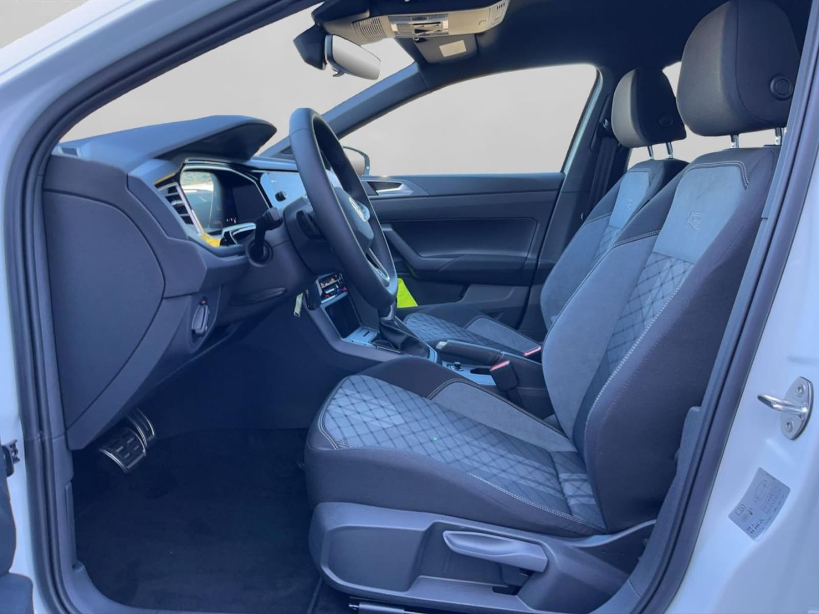 Volkswagen Polo – Bild 11