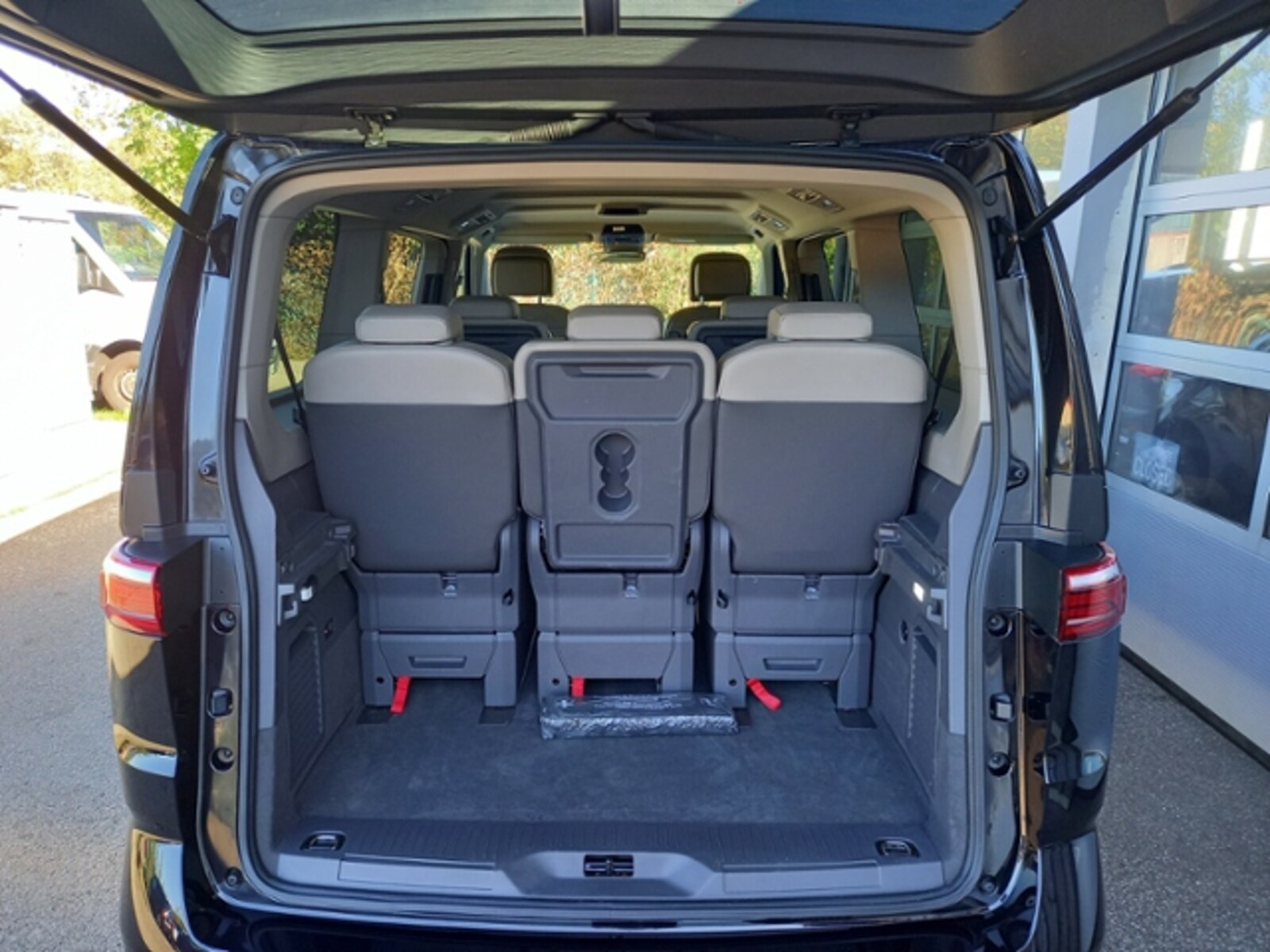 Volkswagen Multivan Langversion – Bild 9
