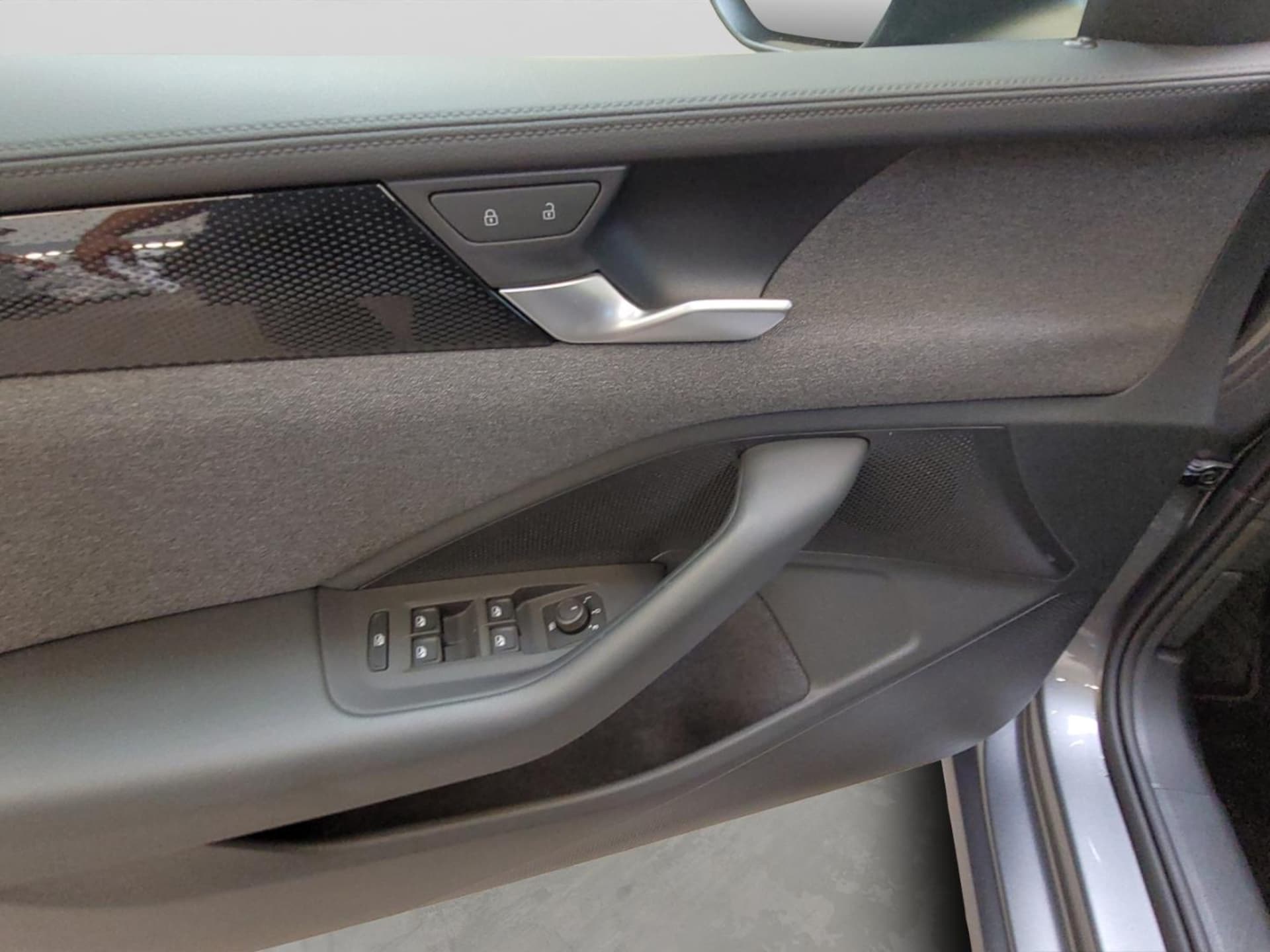 Volkswagen Passat Basis-Modell