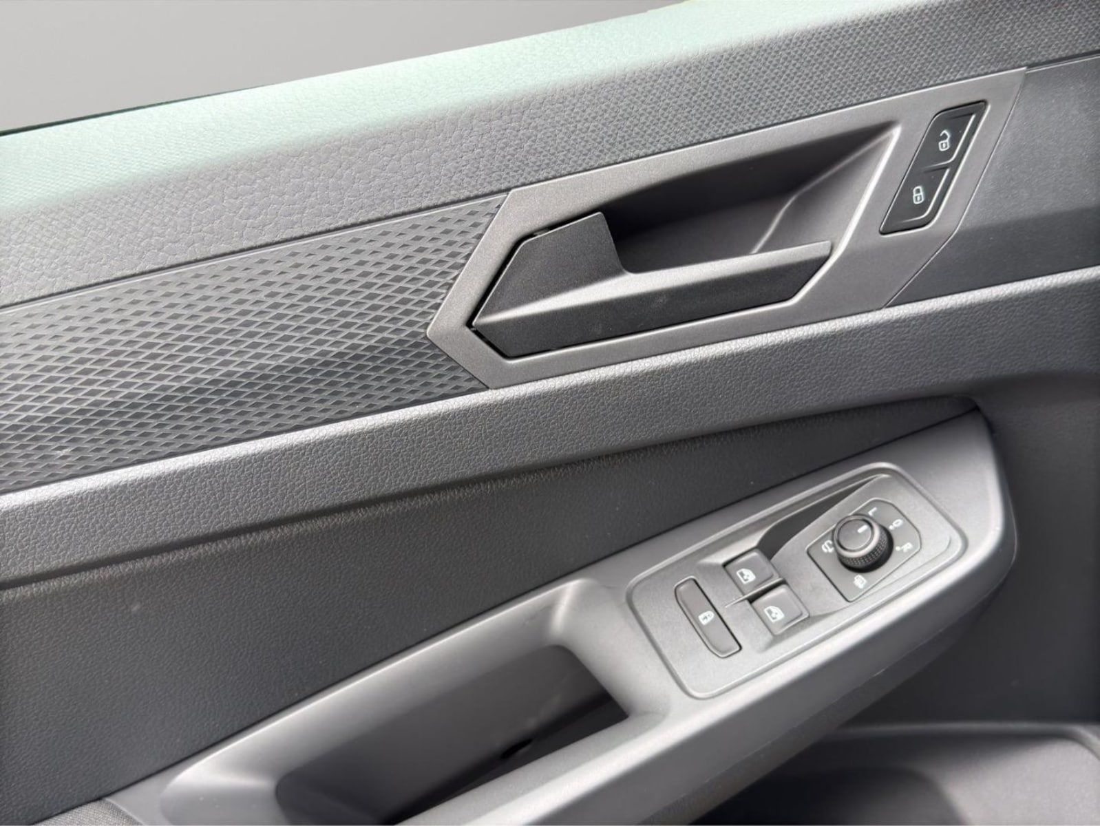 Volkswagen Caddy Kombi – Bild 13