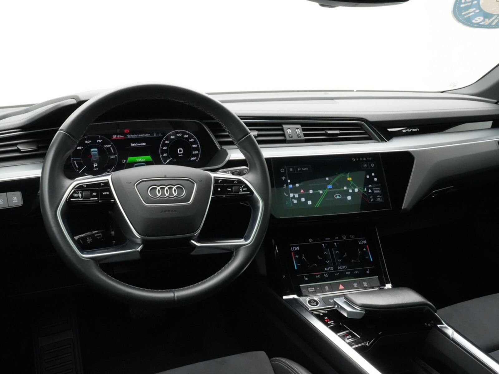 Audi Q8 e-tron – Bild 12