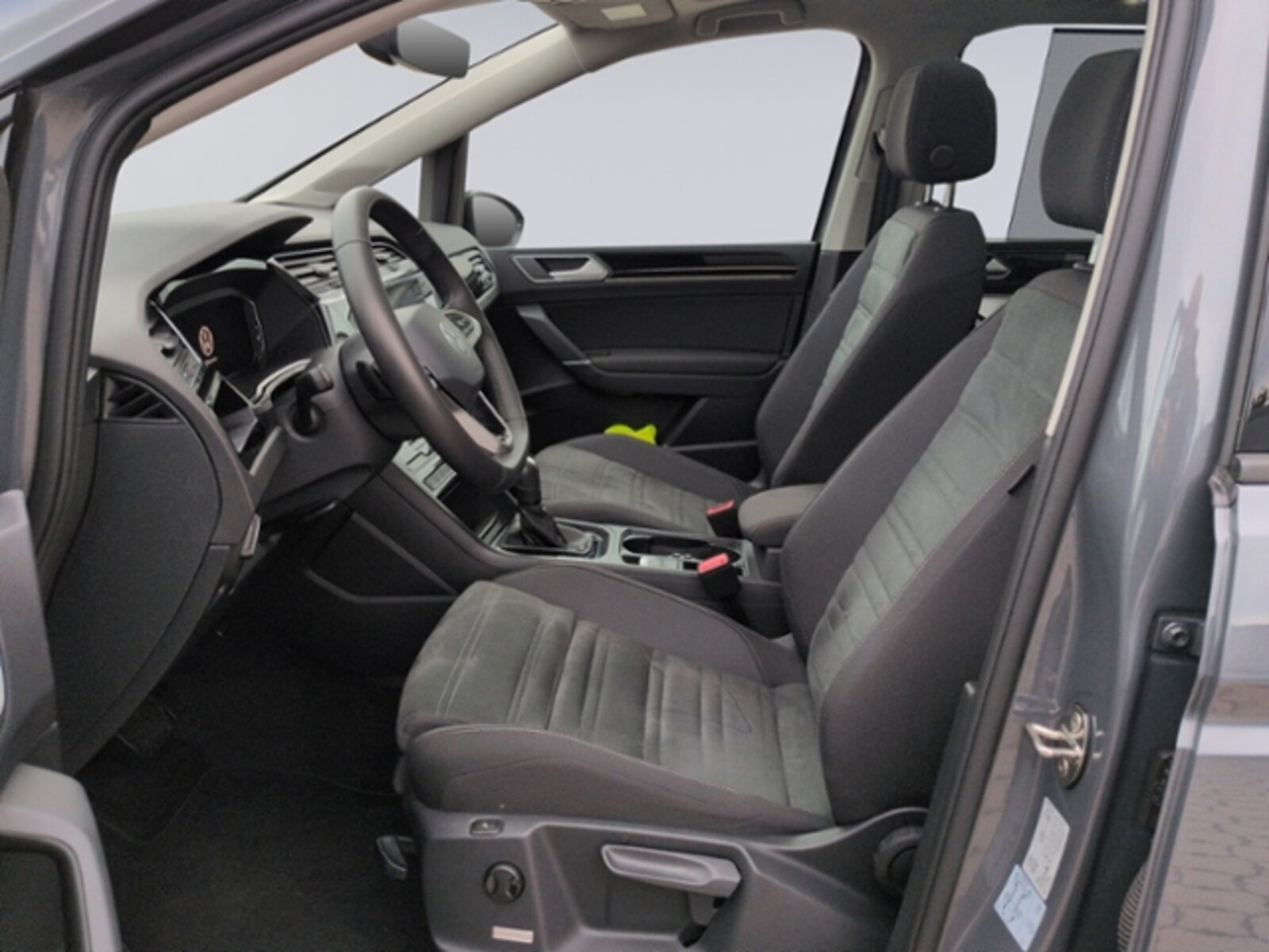Volkswagen Touran – Bild 12