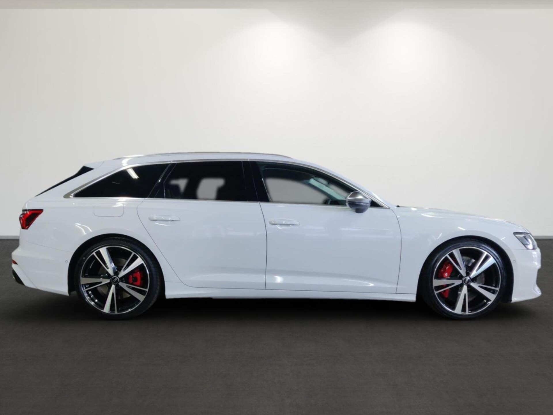 Audi S6 Avant