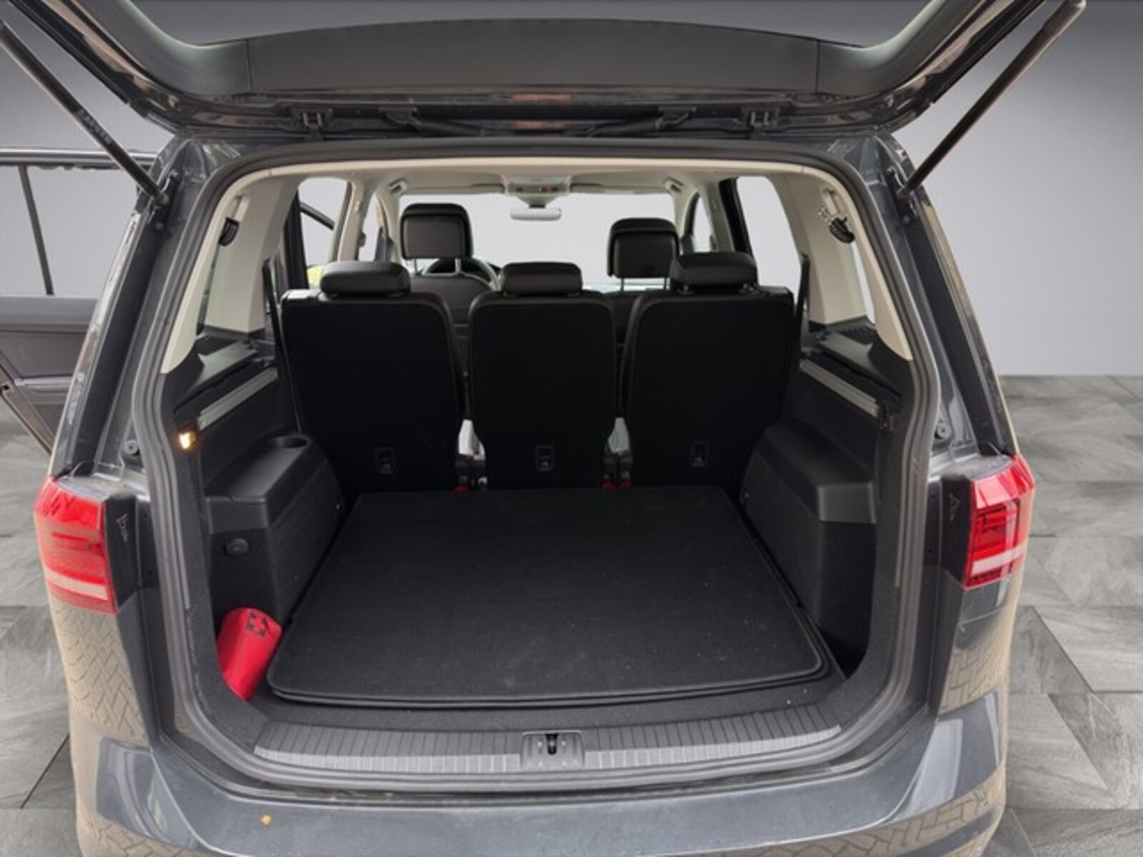 Volkswagen Touran – Bild 9
