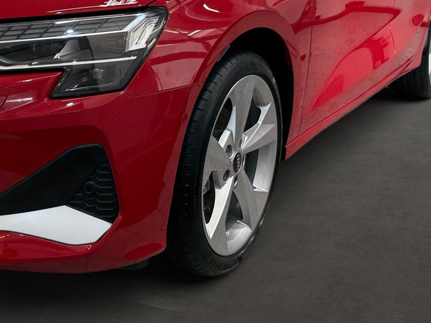 Bild über Audi A3 Sportback TDI S tronic - für weitere Informationen kontaktieren Sie den Audi Partner