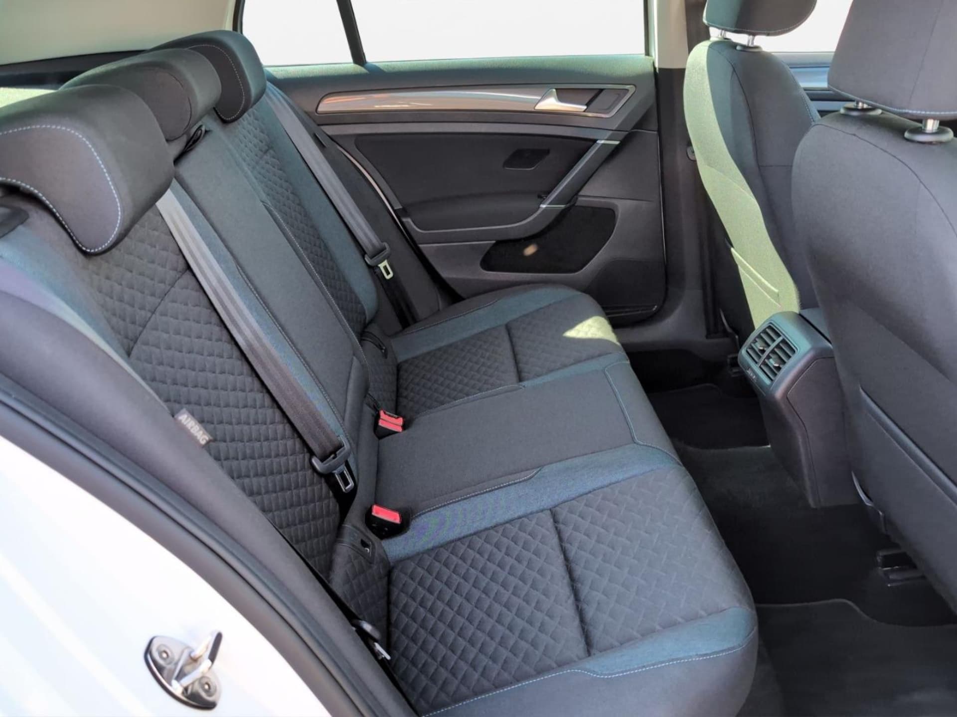 Volkswagen Golf IQ.DRIVE