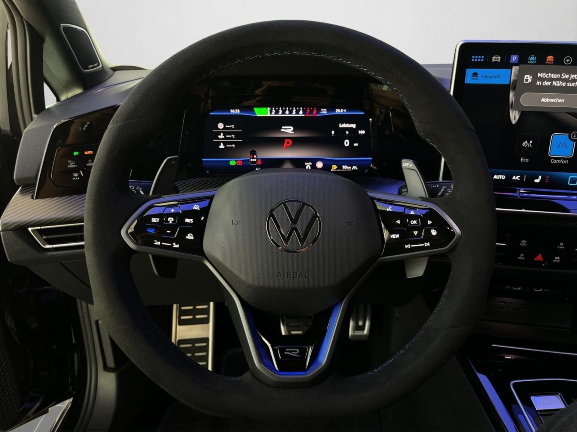 Volkswagen Golf Variant R