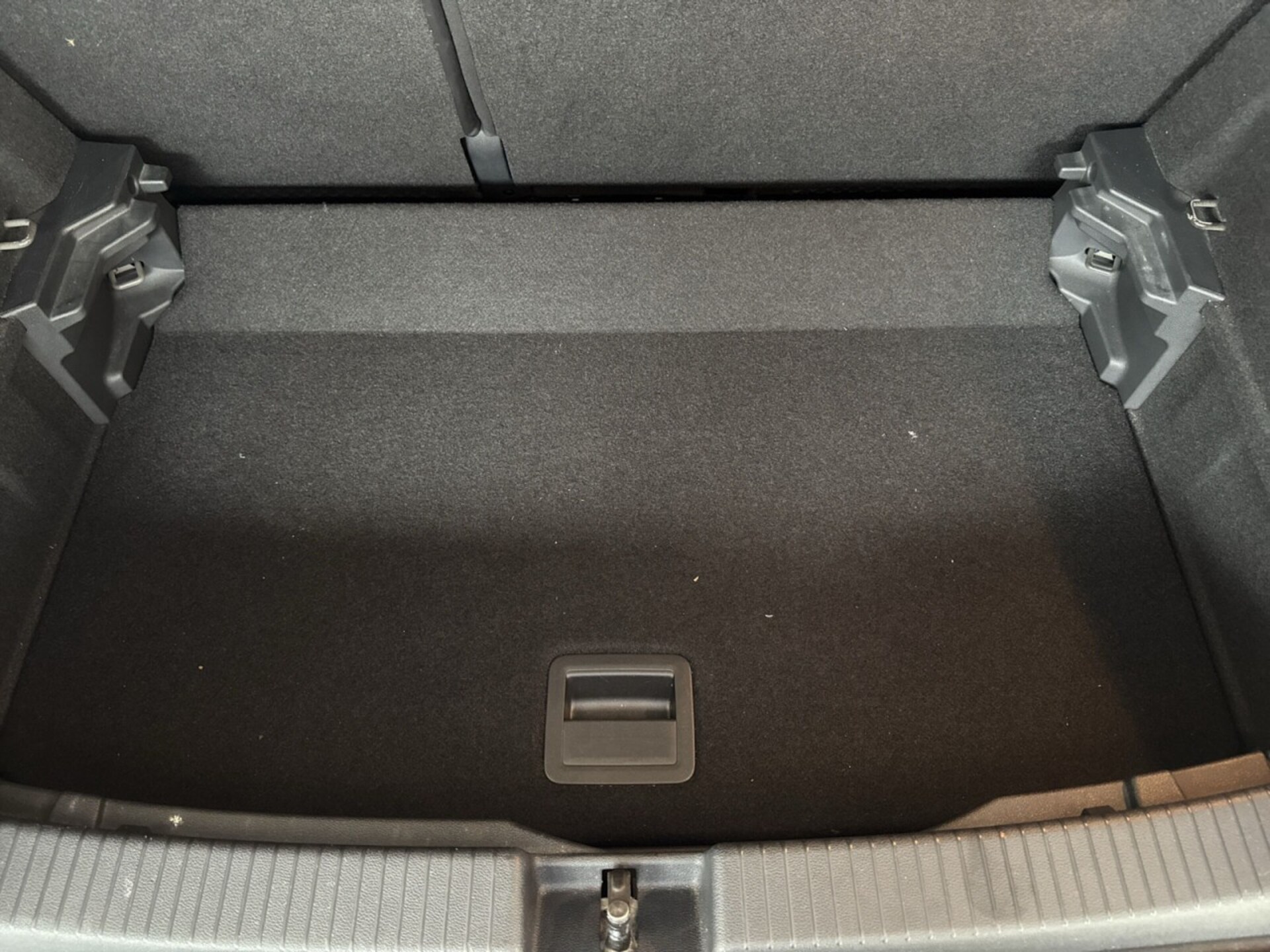 Volkswagen T-Cross United