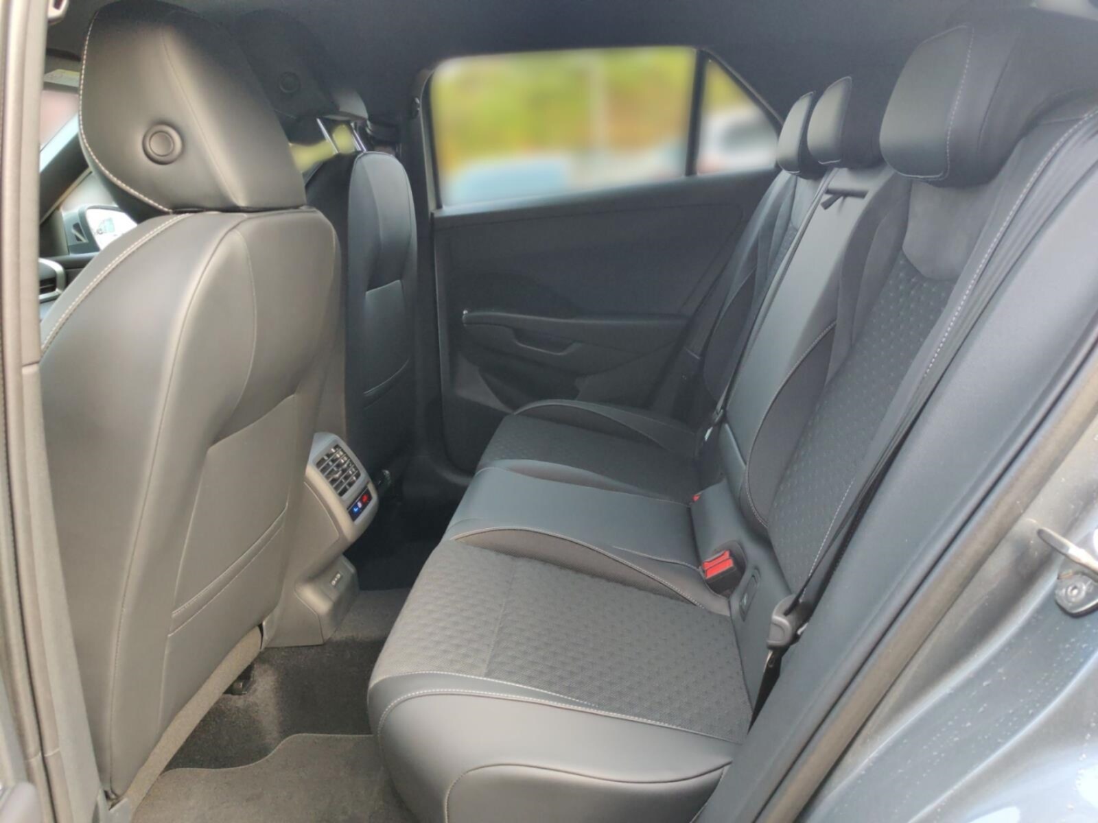 Volkswagen T-Roc – Bild 11