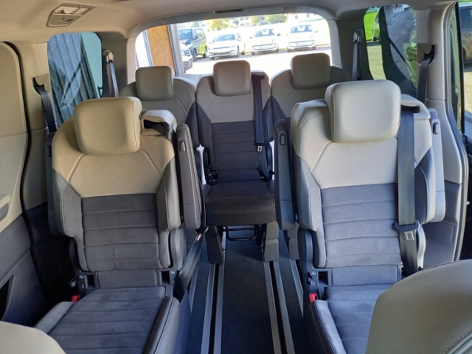 Volkswagen Multivan Langversion – Bild 12