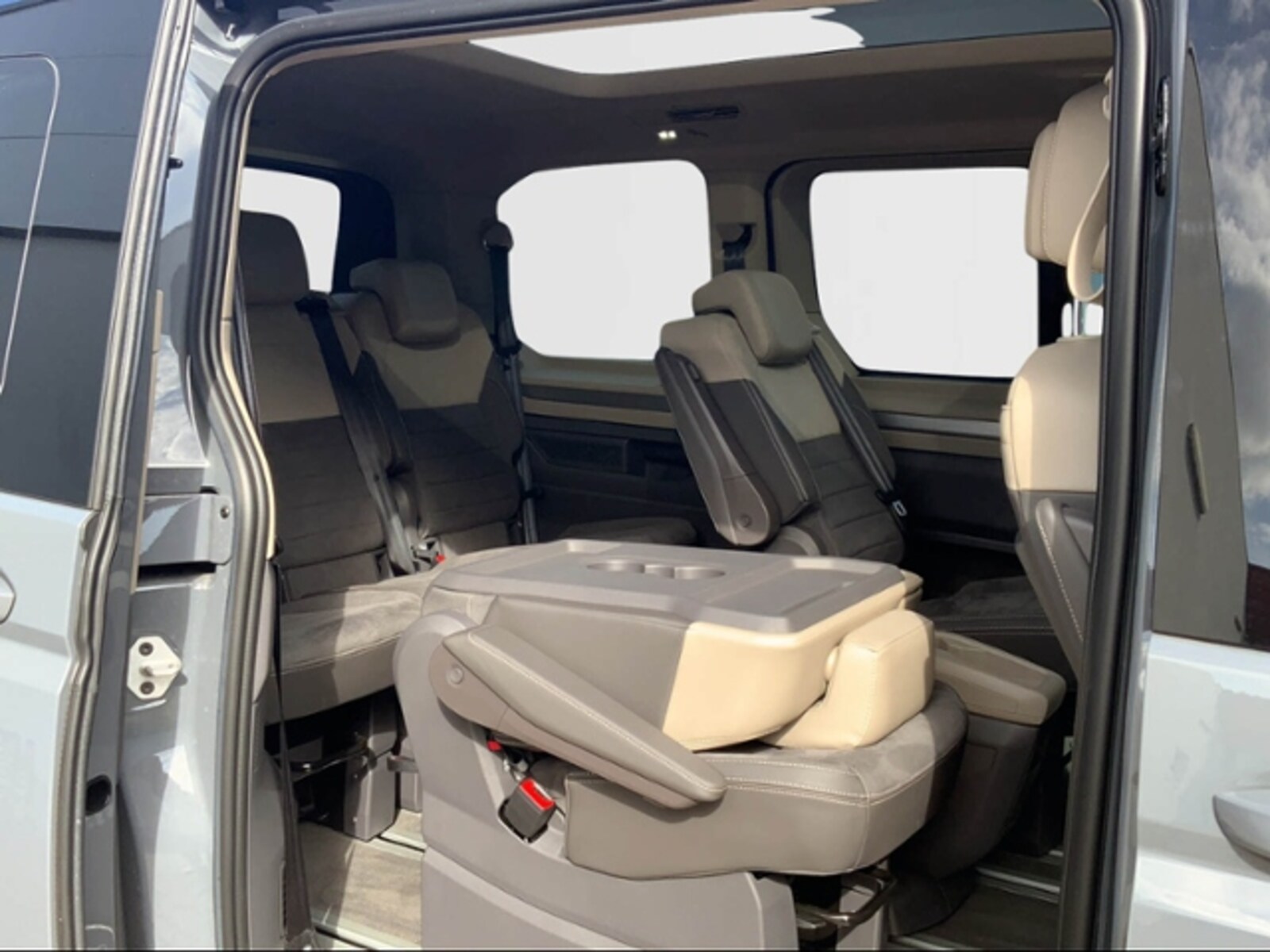 Volkswagen Multivan – Bild 7