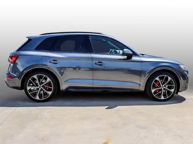 2022 Audi SQ5
