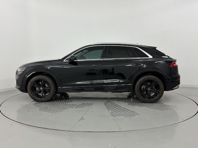 2023 Audi Q8