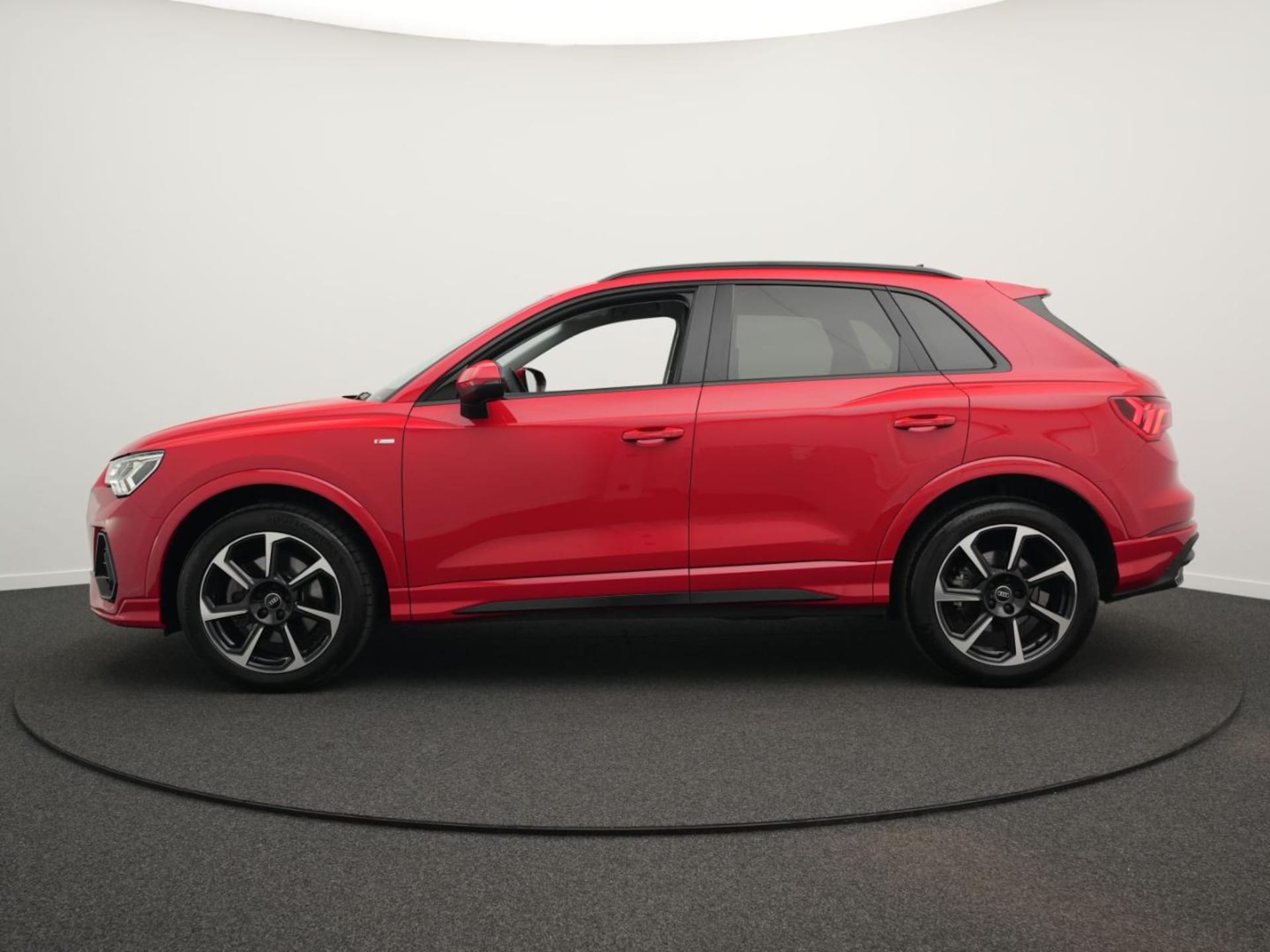 Audi Q3 SUV S line