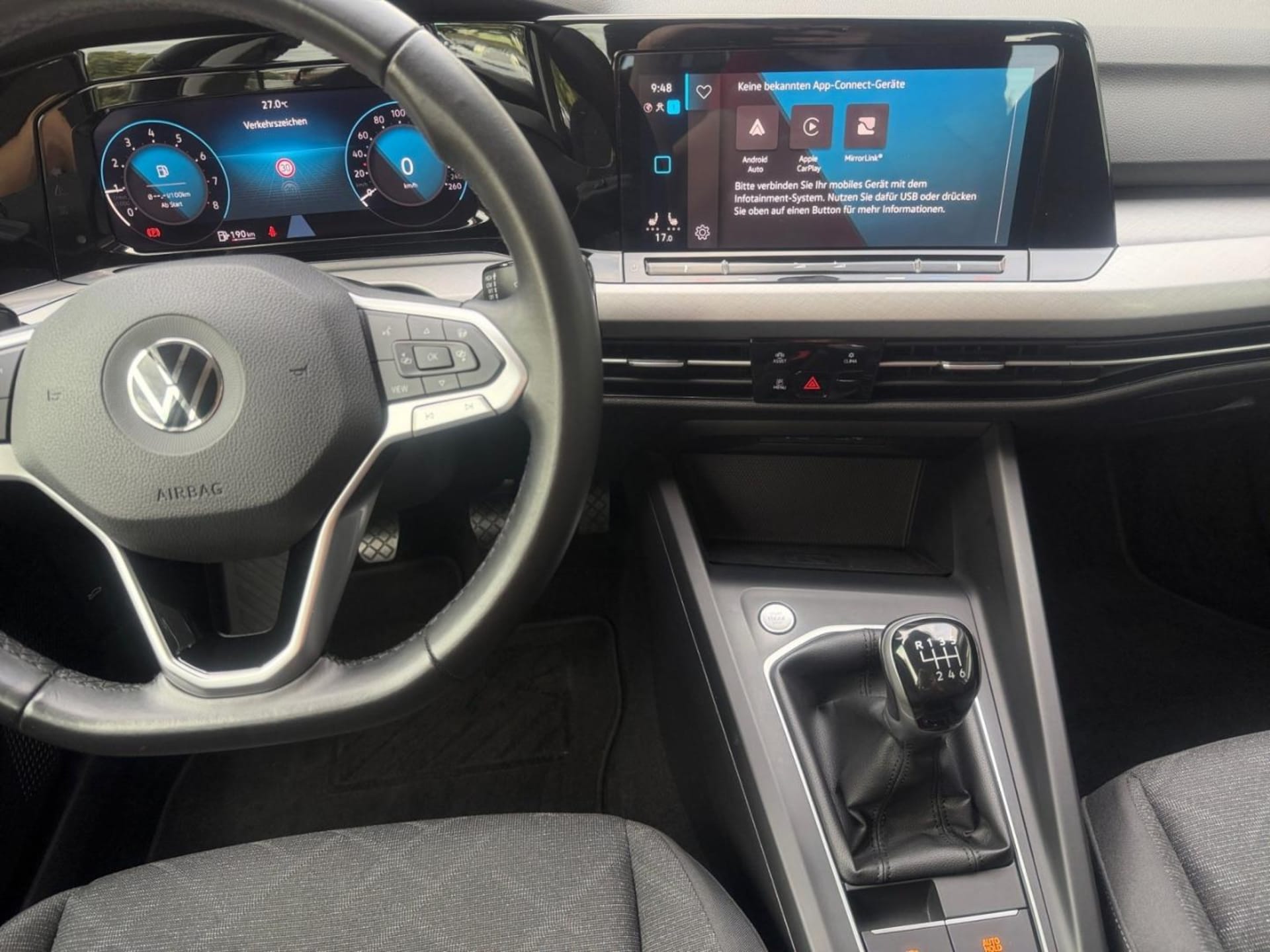Volkswagen Golf Life