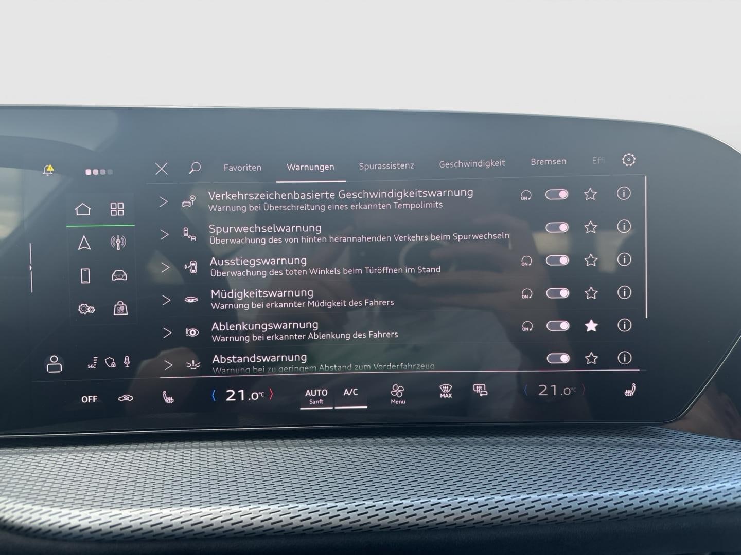 Bild über Audi Q5 SUV TDI quattro 150 kW S tronic - für weitere Informationen kontaktieren Sie den Audi Partner