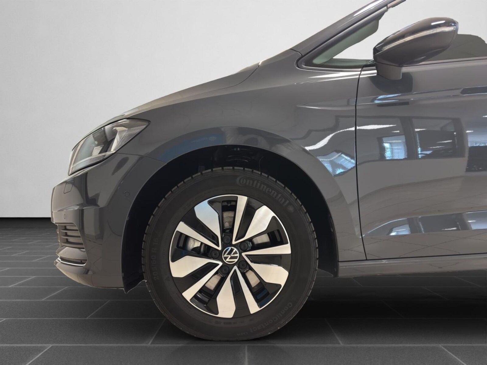 Volkswagen Touran – Bild 8