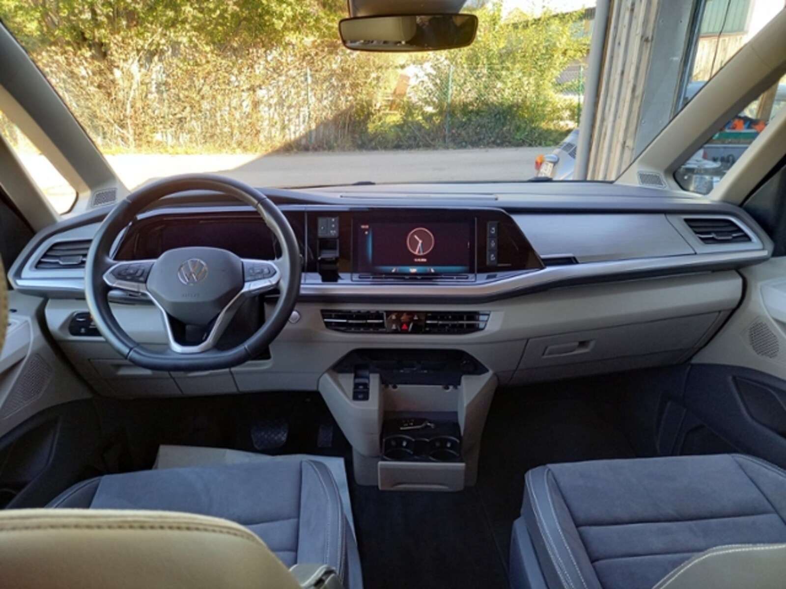 Volkswagen Multivan Langversion – Bild 13