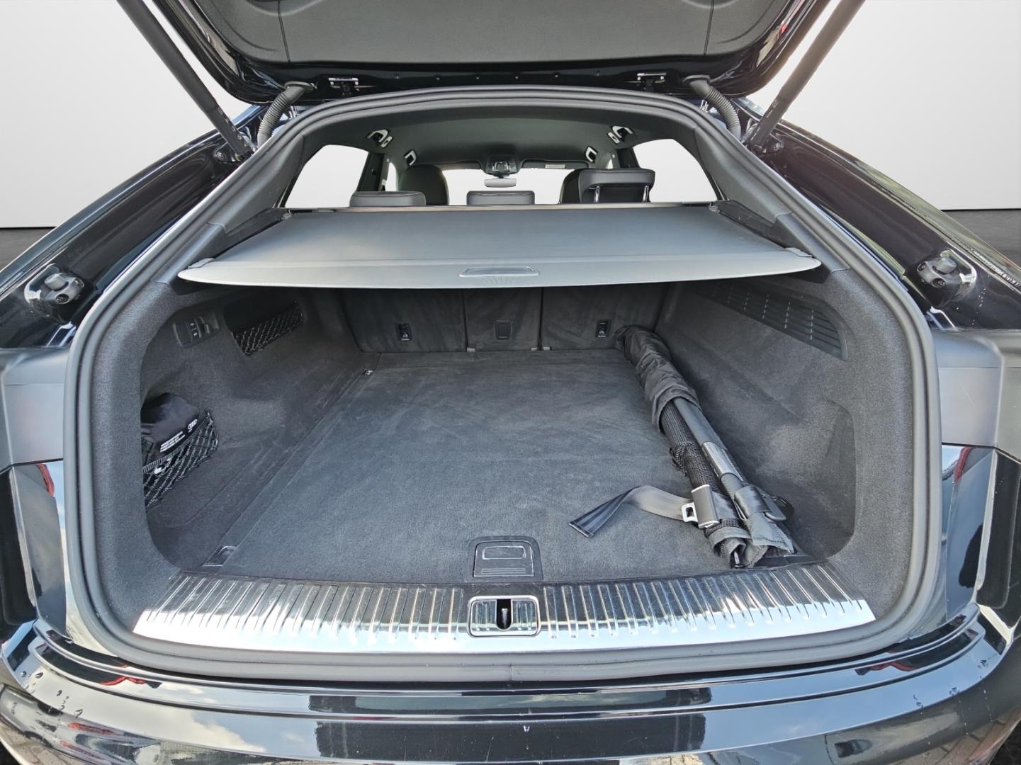 Image about Audi Q8 45 TDI quattro tiptronic