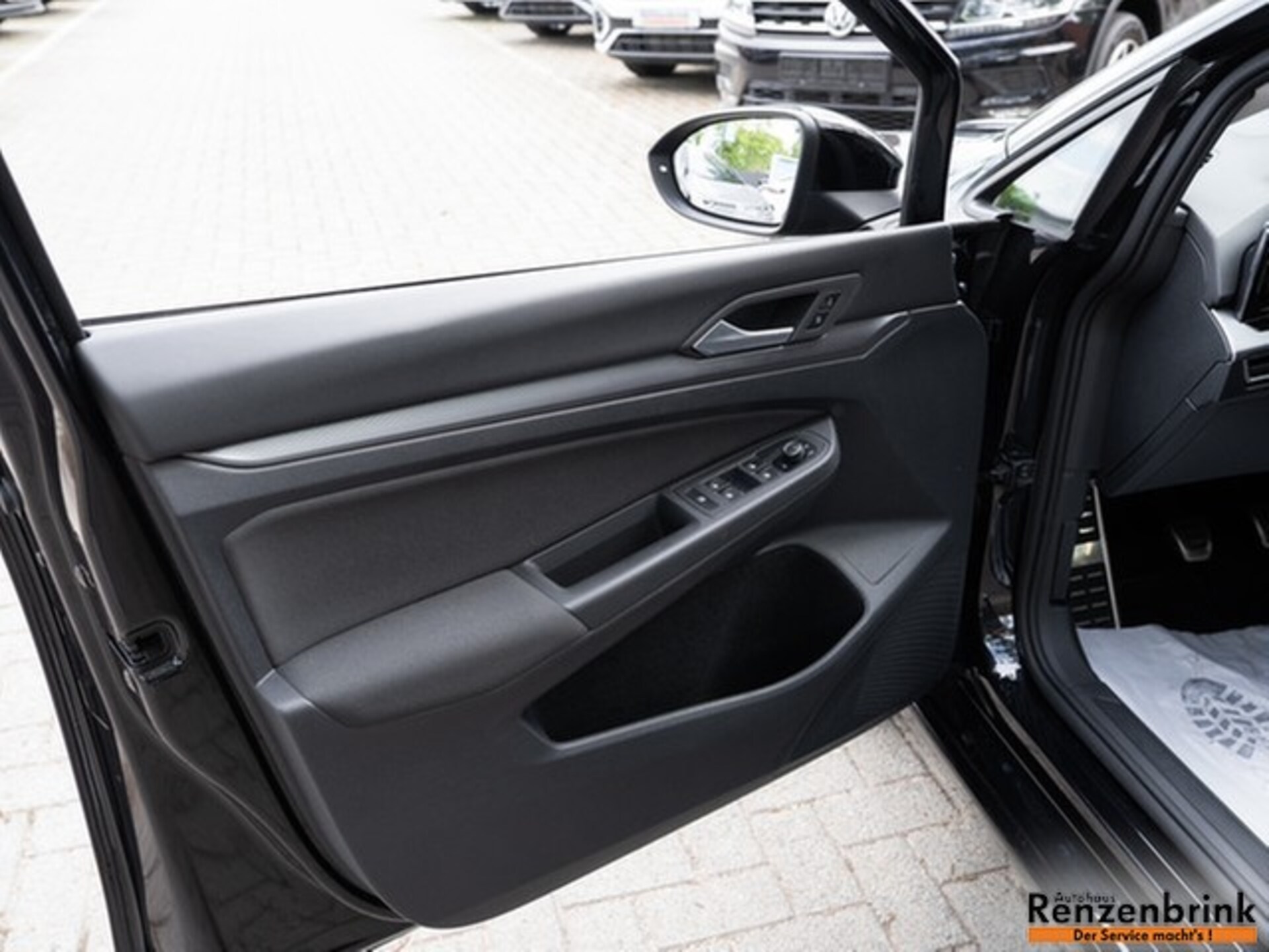 Volkswagen Golf Active