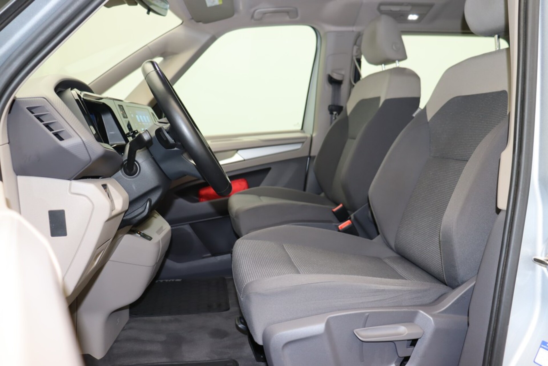 Volkswagen Multivan Basis-Modell