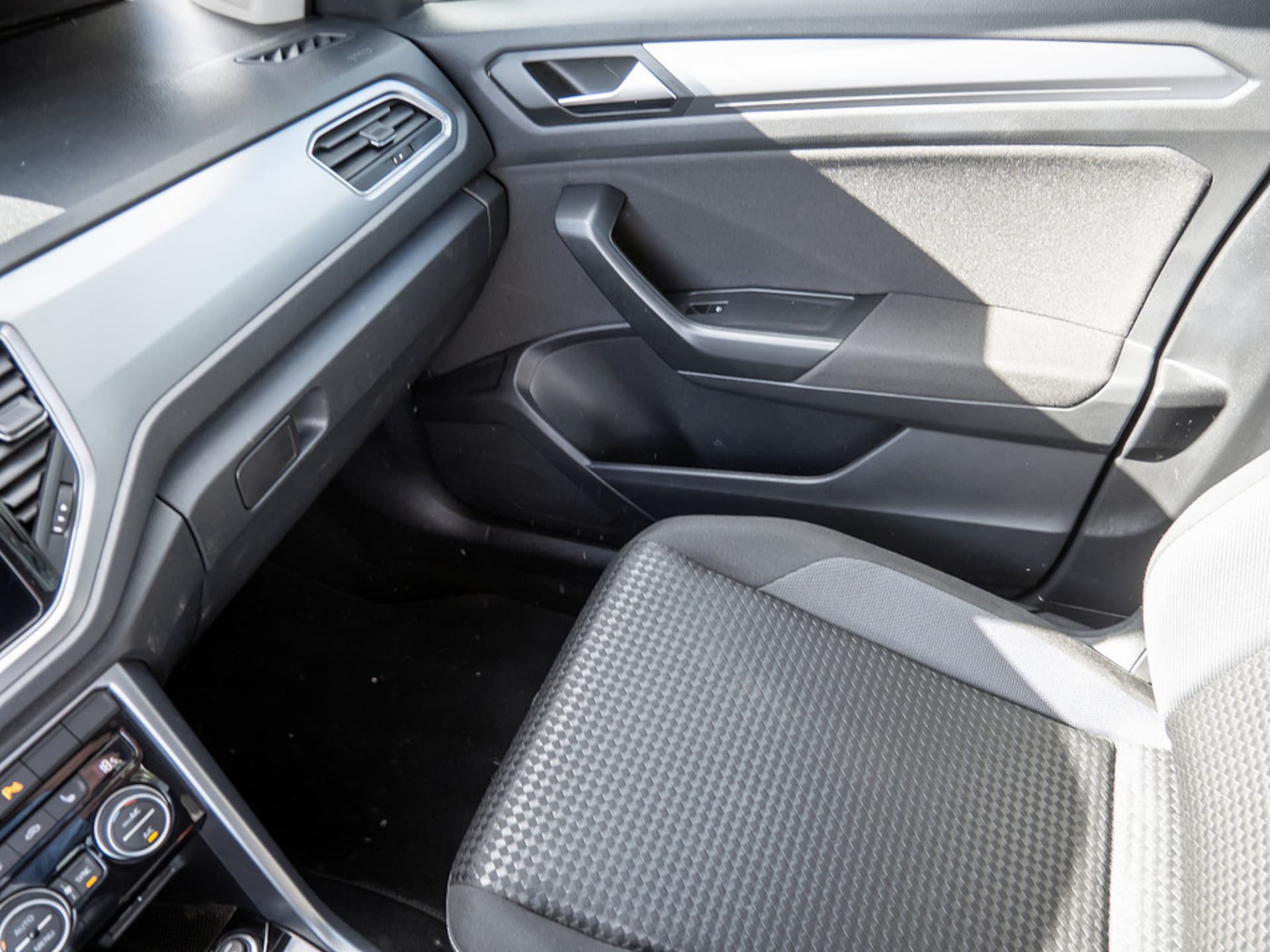 Volkswagen T-Roc Active