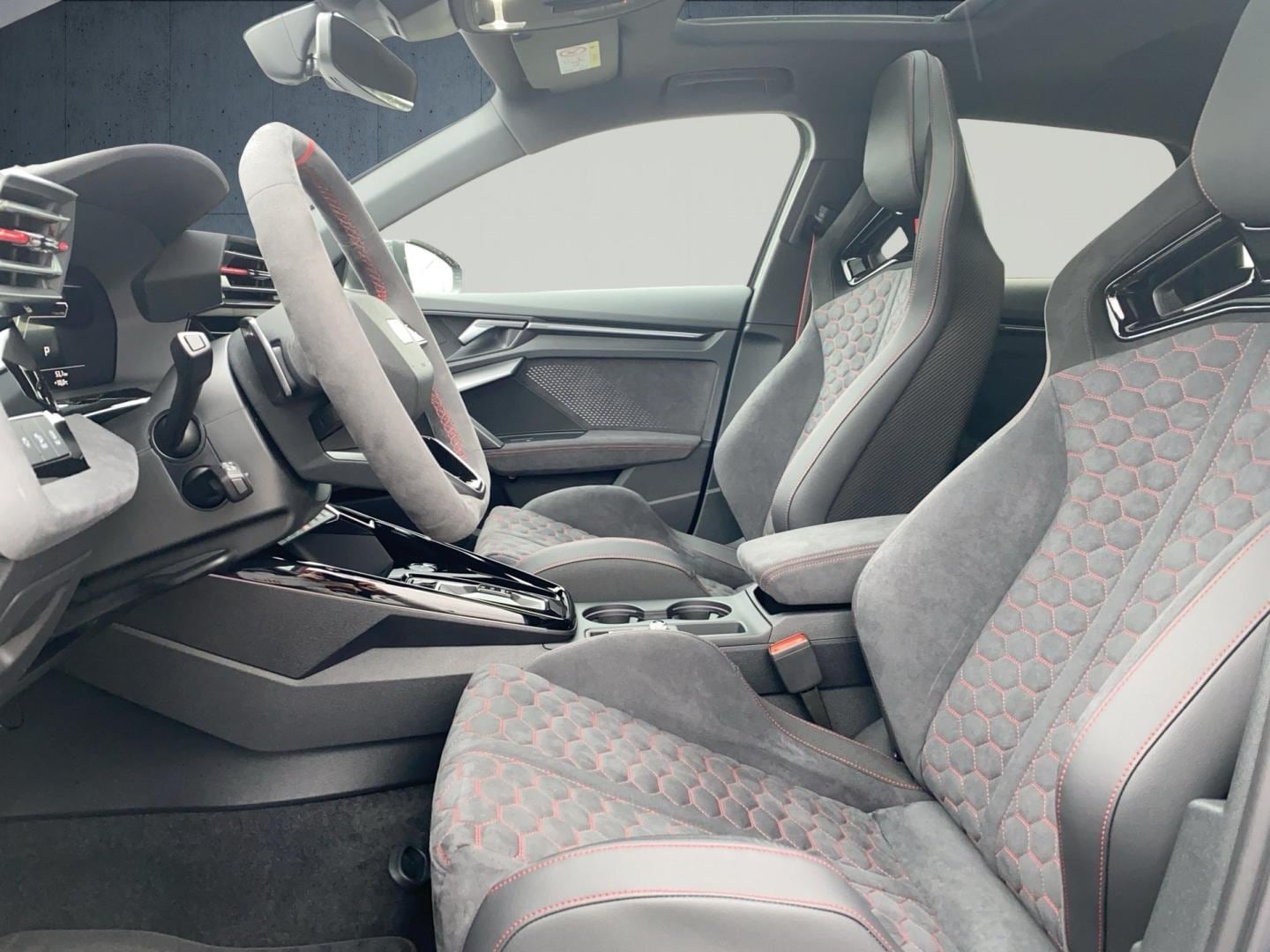 Bild über Audi RS 3 Sportback TFSI quattro 294 kW S tronic - für weitere Informationen kontaktieren Sie den Audi Partner