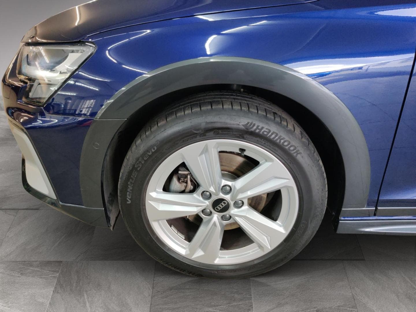 Bild über Audi A3 allstreet 35 TFSI S tronic - für weitere Informationen kontaktieren Sie den Audi Partner