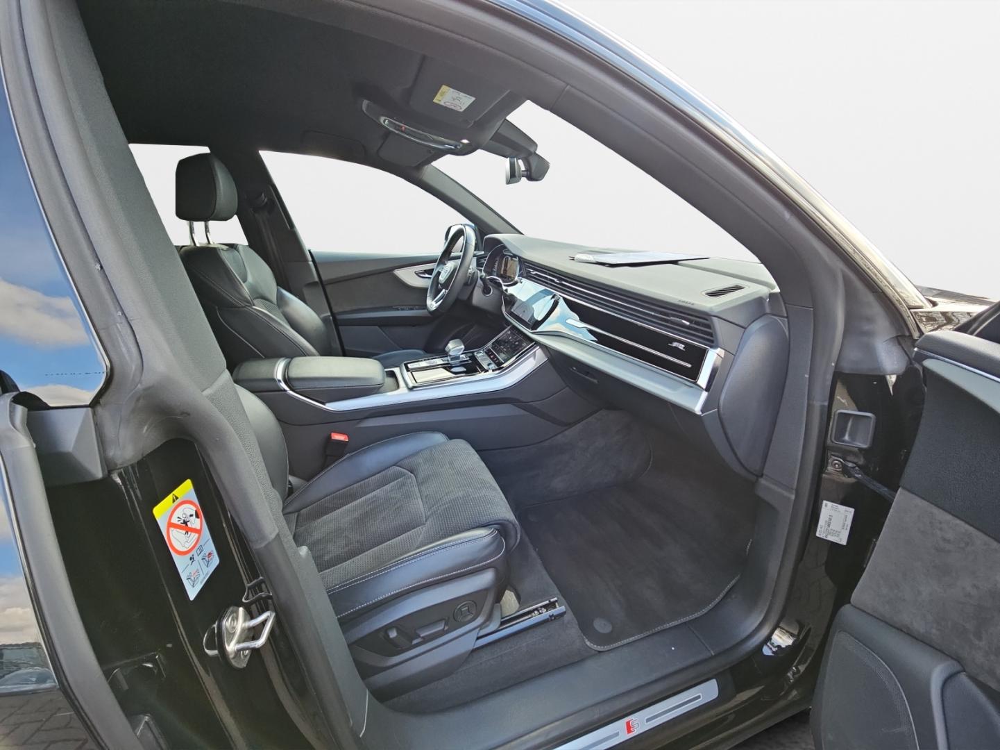 Image about Audi Q8 45 TDI quattro tiptronic