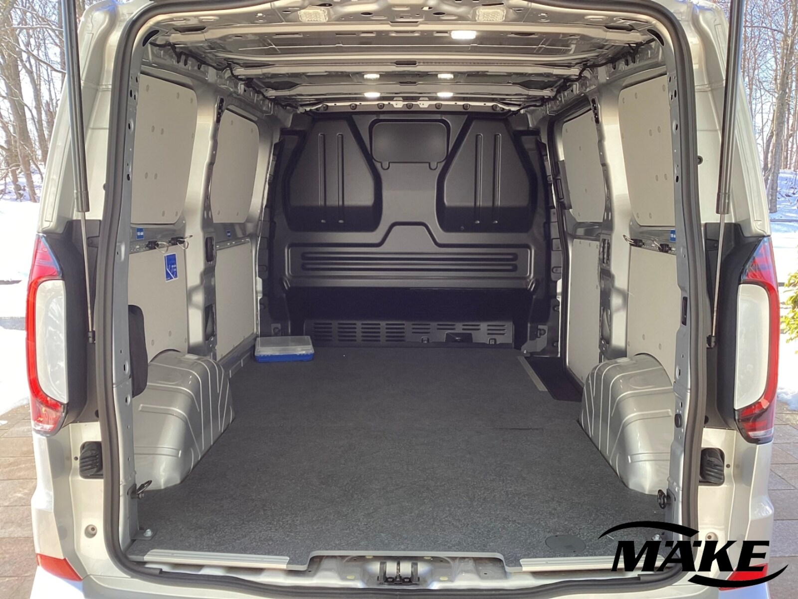 Volkswagen Transporter Kasten kurzer Radstand – Bild 5