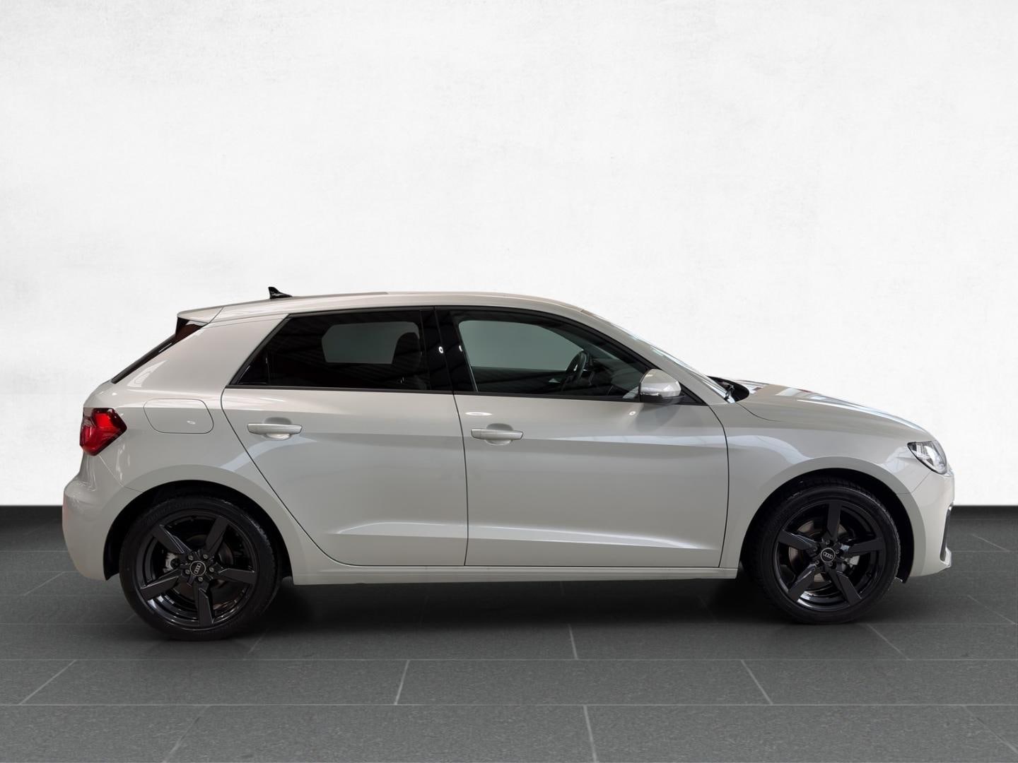 Bild über Audi A1 Sportback advanced 30 TFSI S tronic - für weitere Informationen kontaktieren Sie den Audi Partner