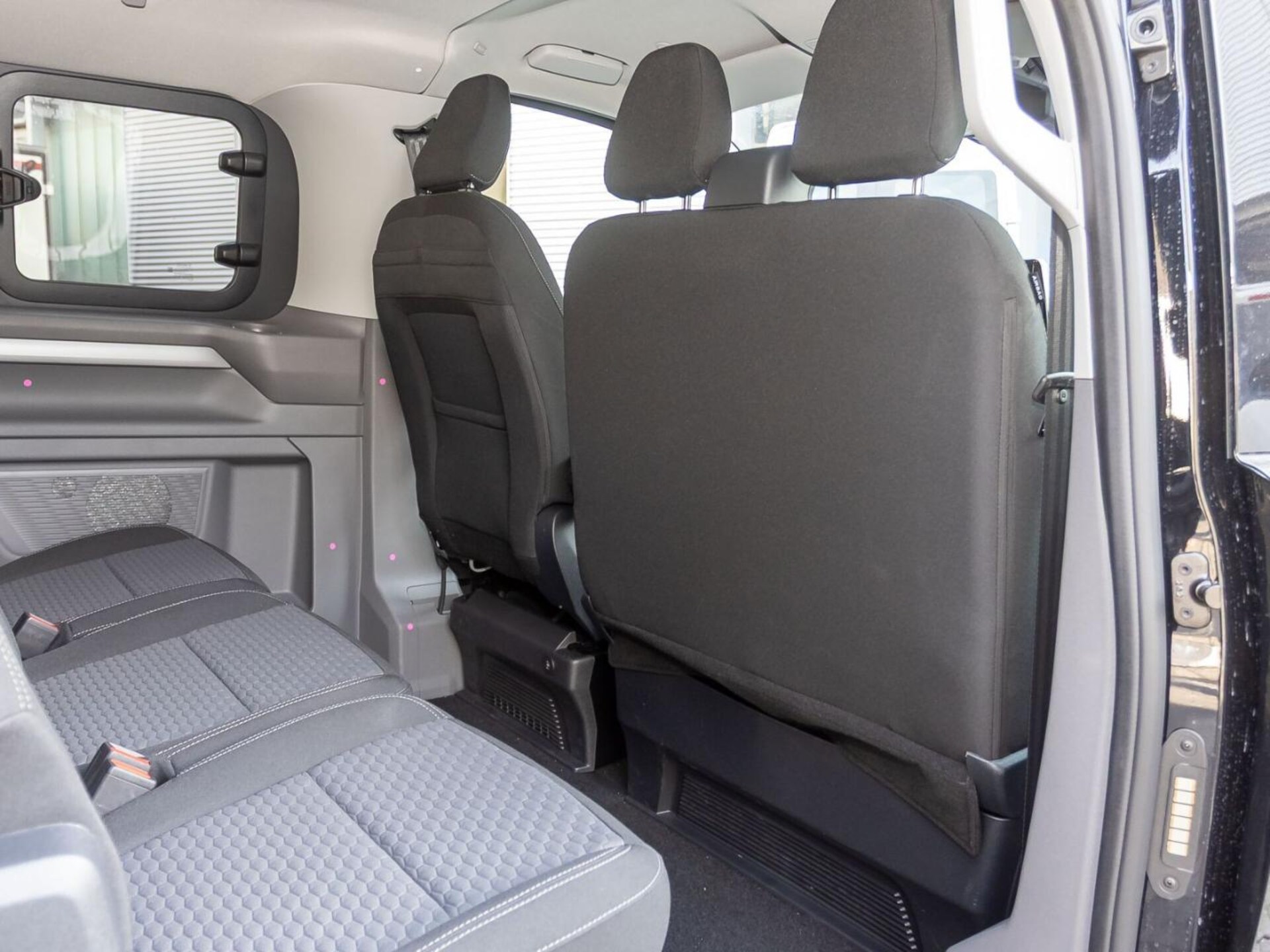 Volkswagen Caravelle langer Radstand Life
