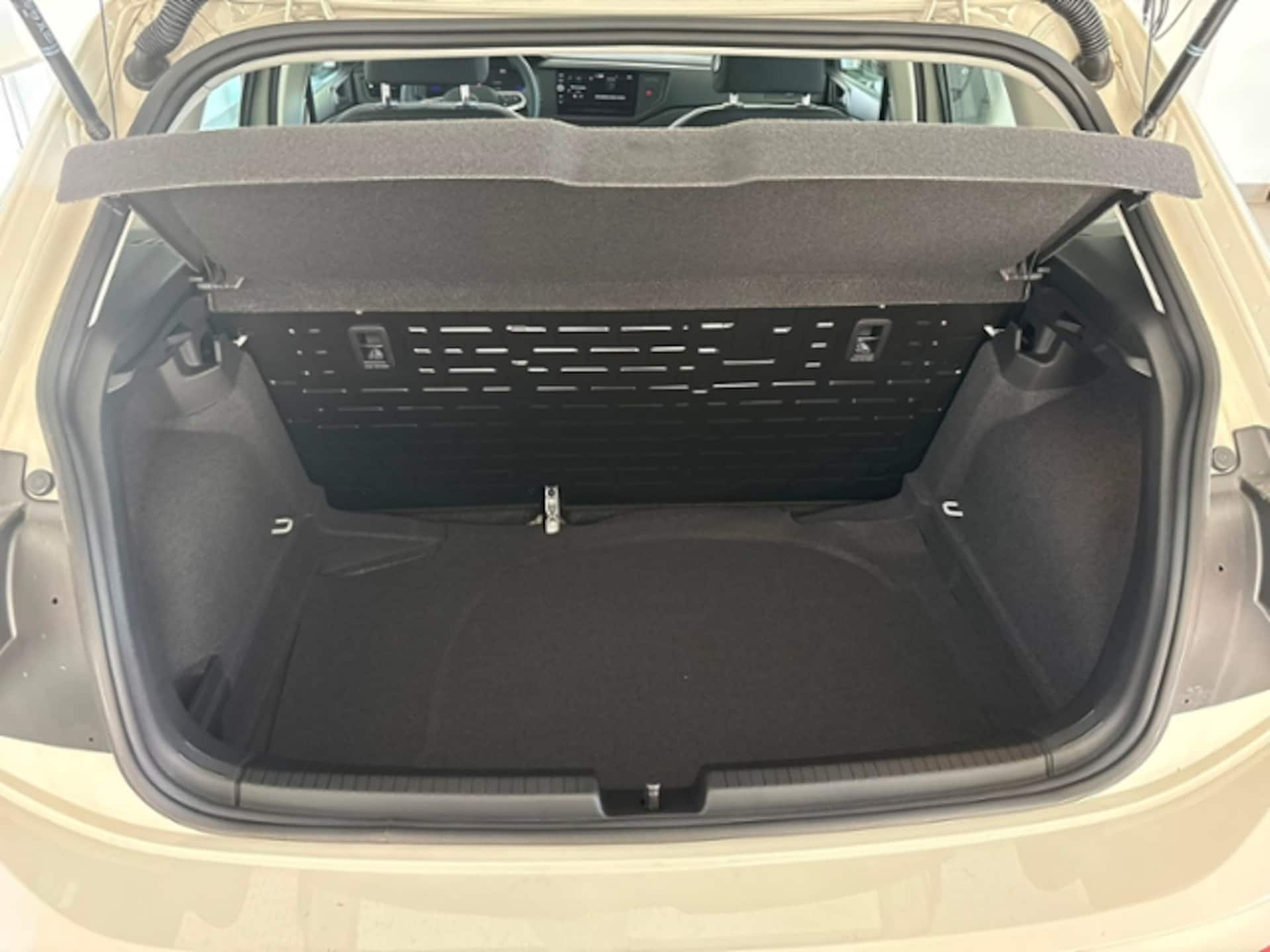 Volkswagen Polo Basis-Modell