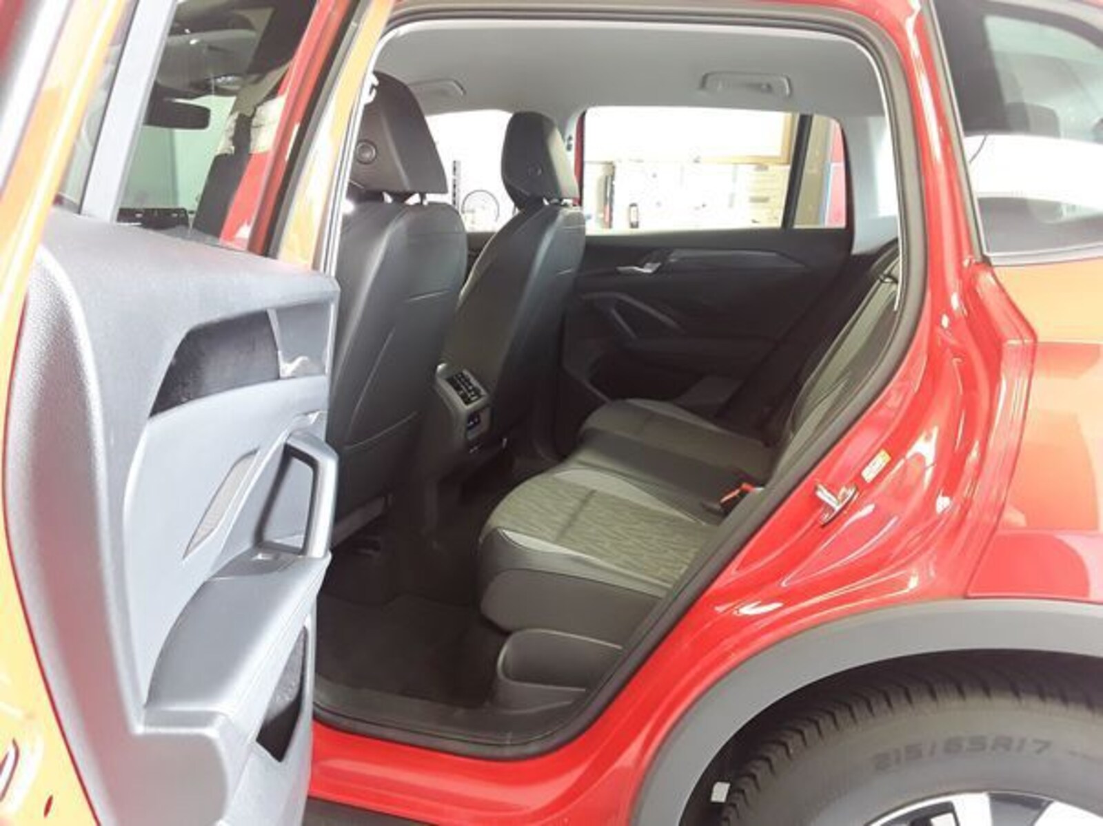 Volkswagen Tiguan – Bild 9