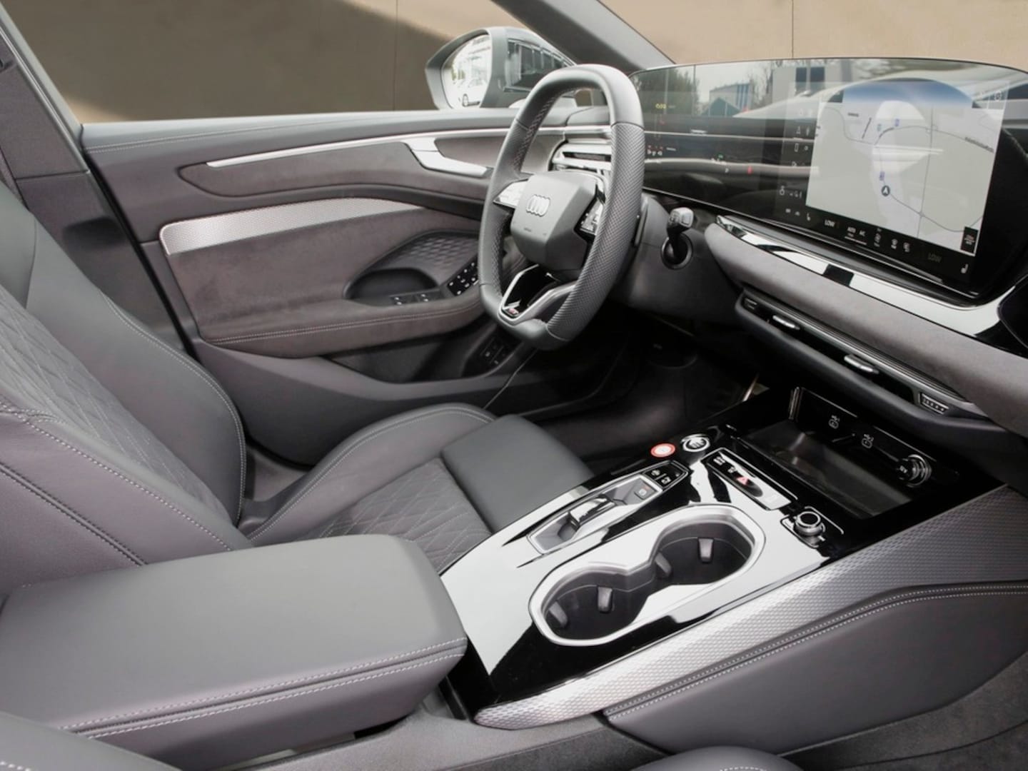 Bild über Audi A6 Avant e-hybrid e-hybrid quattro 220 kW S tronic - für weitere Informationen kontaktieren Sie den Audi Partner
