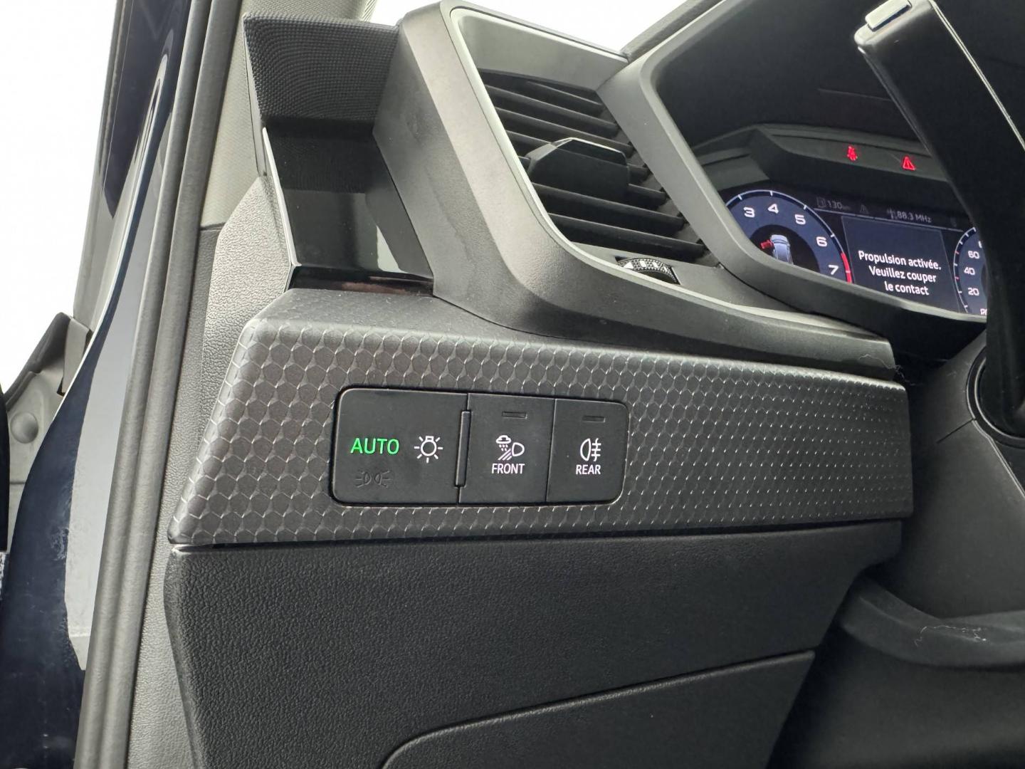 Image about Audi A1 Sportback Advanced 25 TFSI 70 kW (95 ch) 5 vitesses