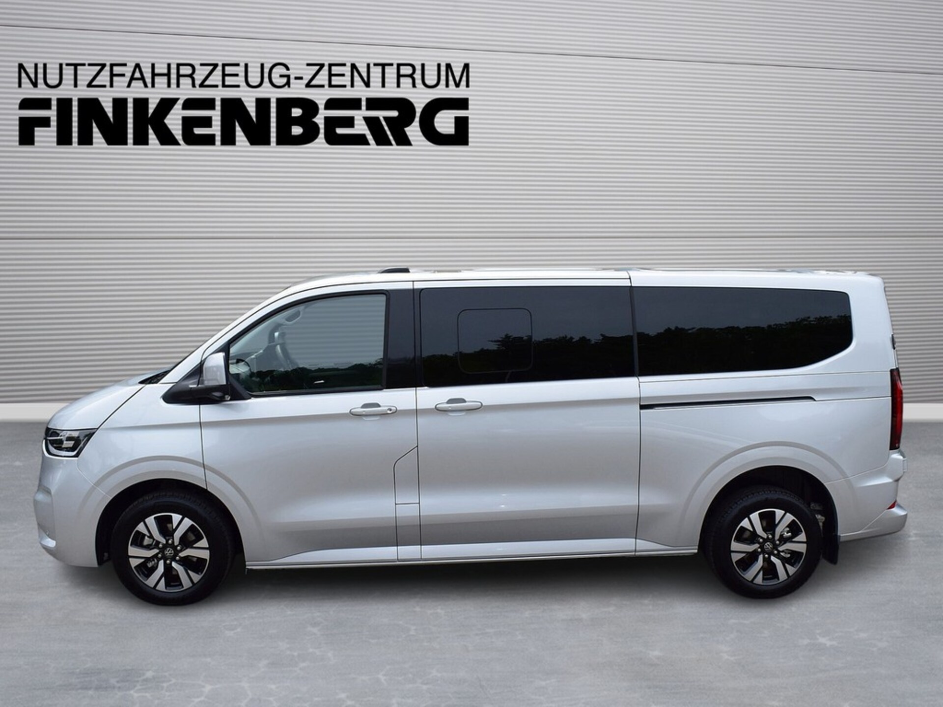 Volkswagen Caravelle langer Radstand Style