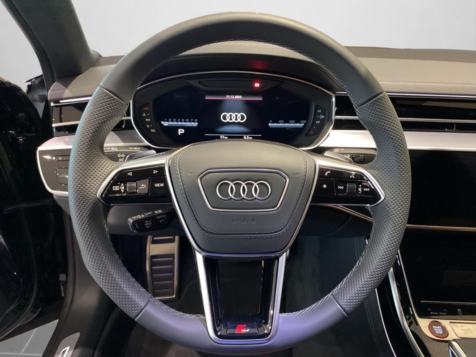 Audi S8