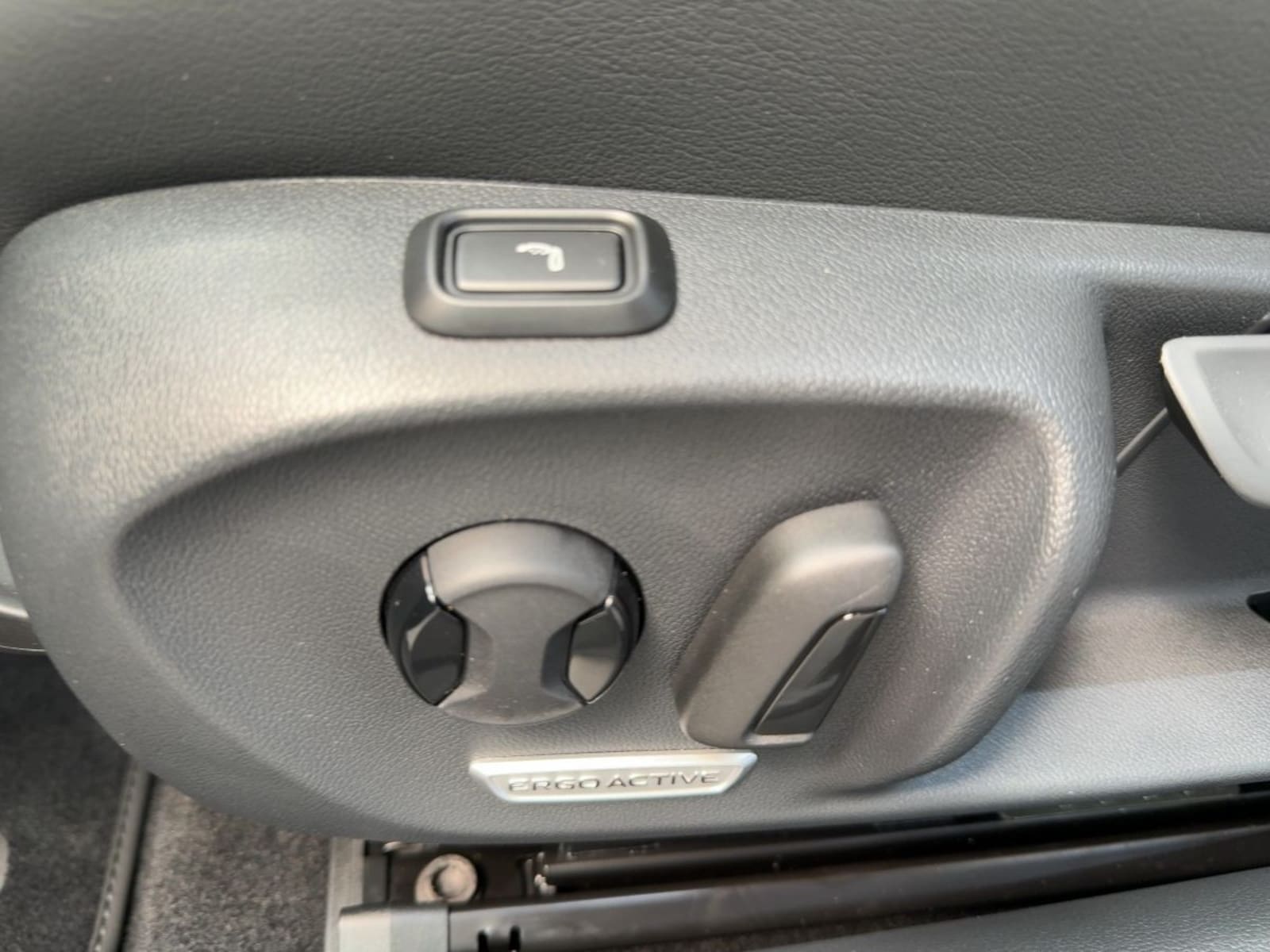 Volkswagen Passat – Bild 11