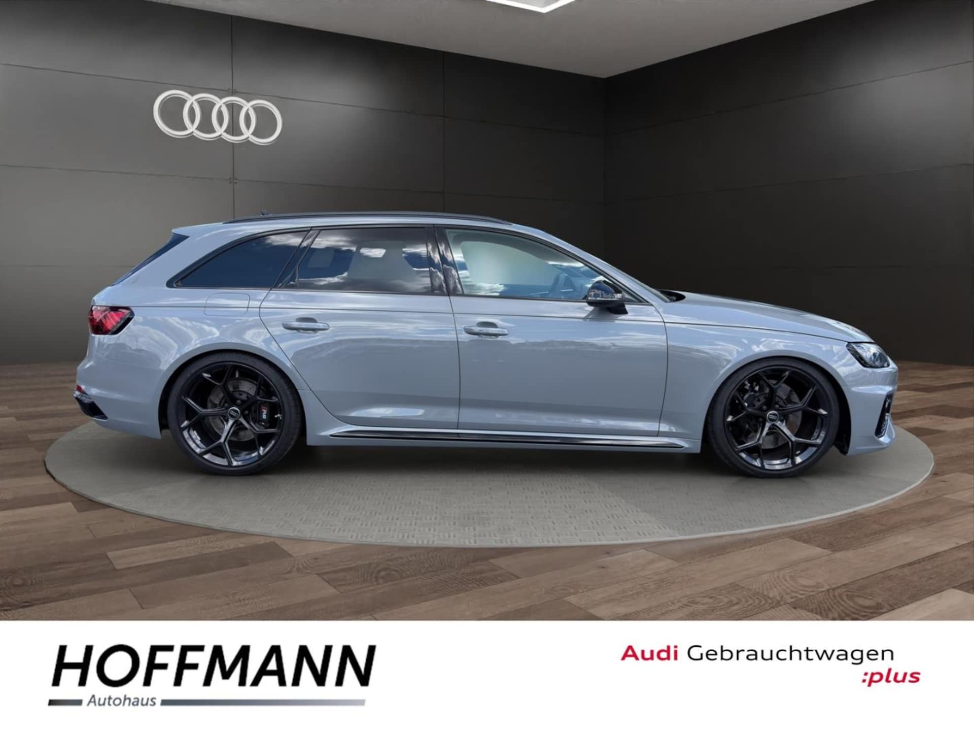 Audi RS 4 Avant