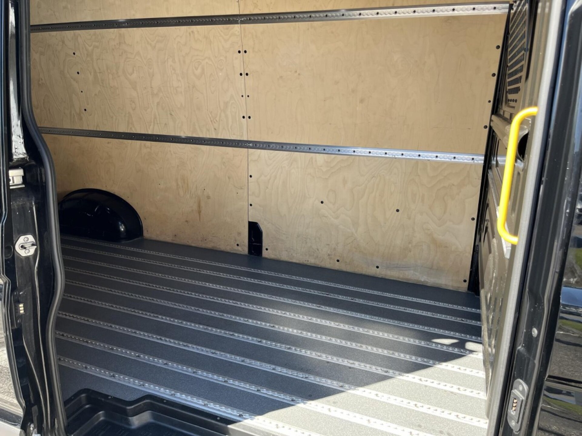 Volkswagen Crafter Kasten mittlerer Radstand