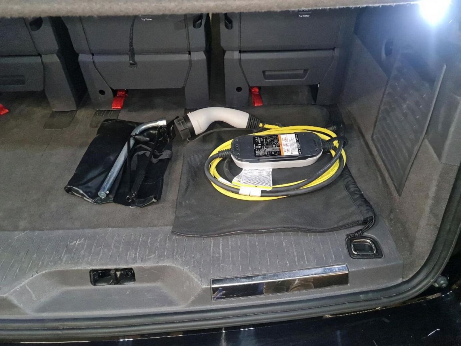 Volkswagen Multivan Langversion – Bild 9