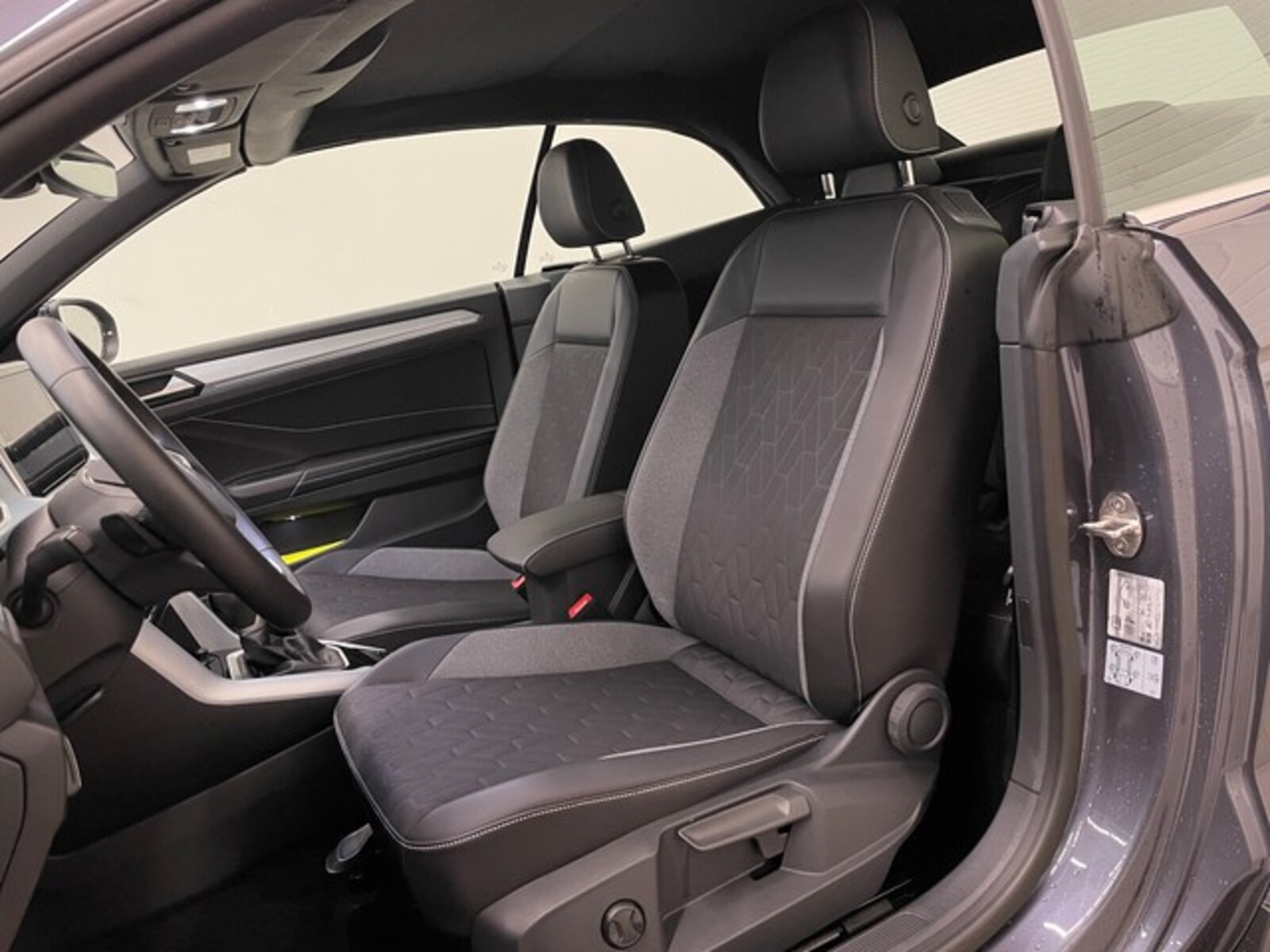 Volkswagen T-Roc Cabriolet – Bild 8