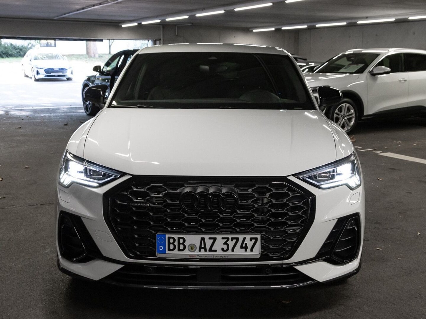 Bild über Audi Q3 Sportback S line 40 TDI quattro S tronic - für weitere Informationen kontaktieren Sie den Audi Partner