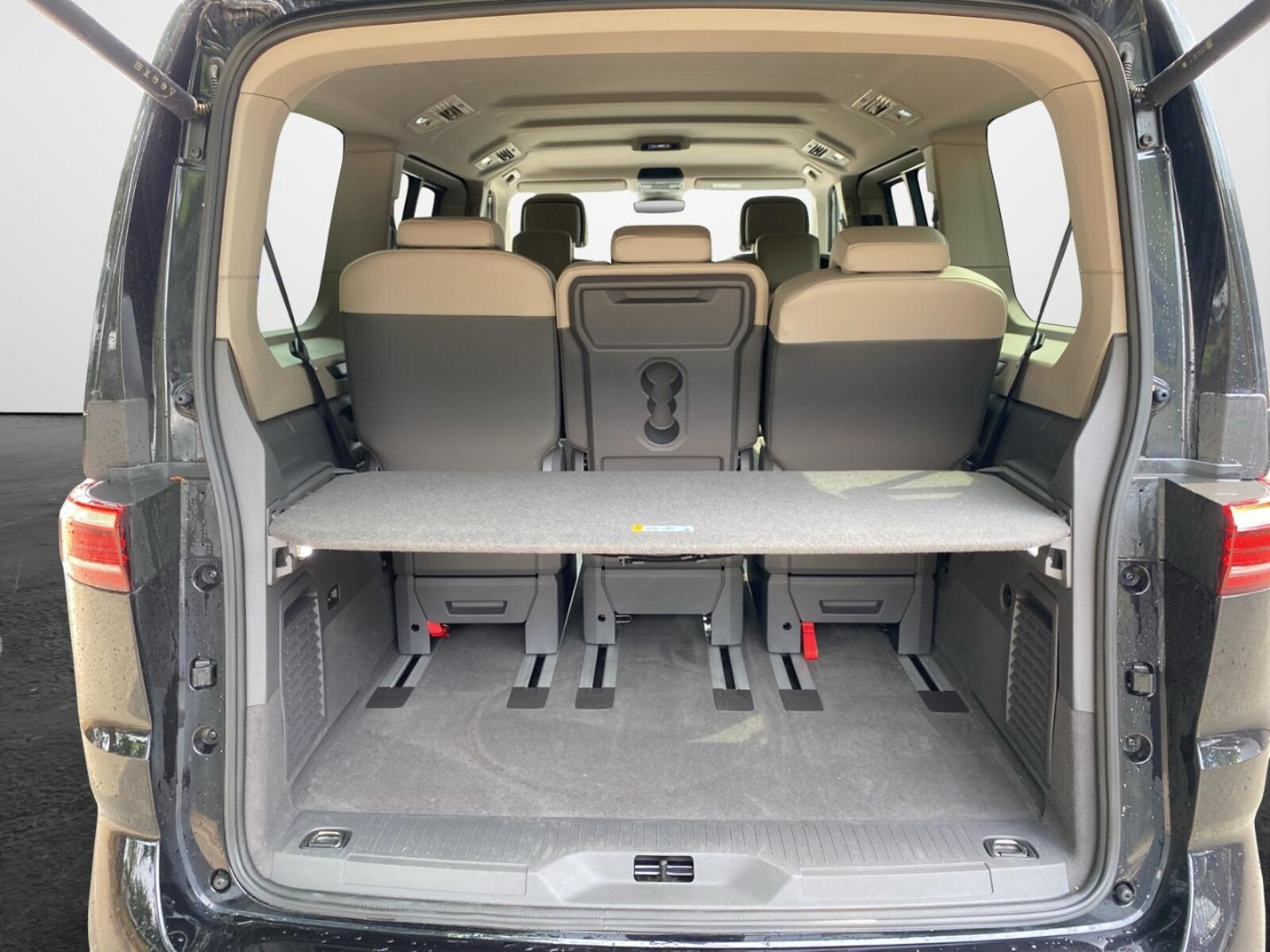 Volkswagen Multivan Langversion – Bild 13