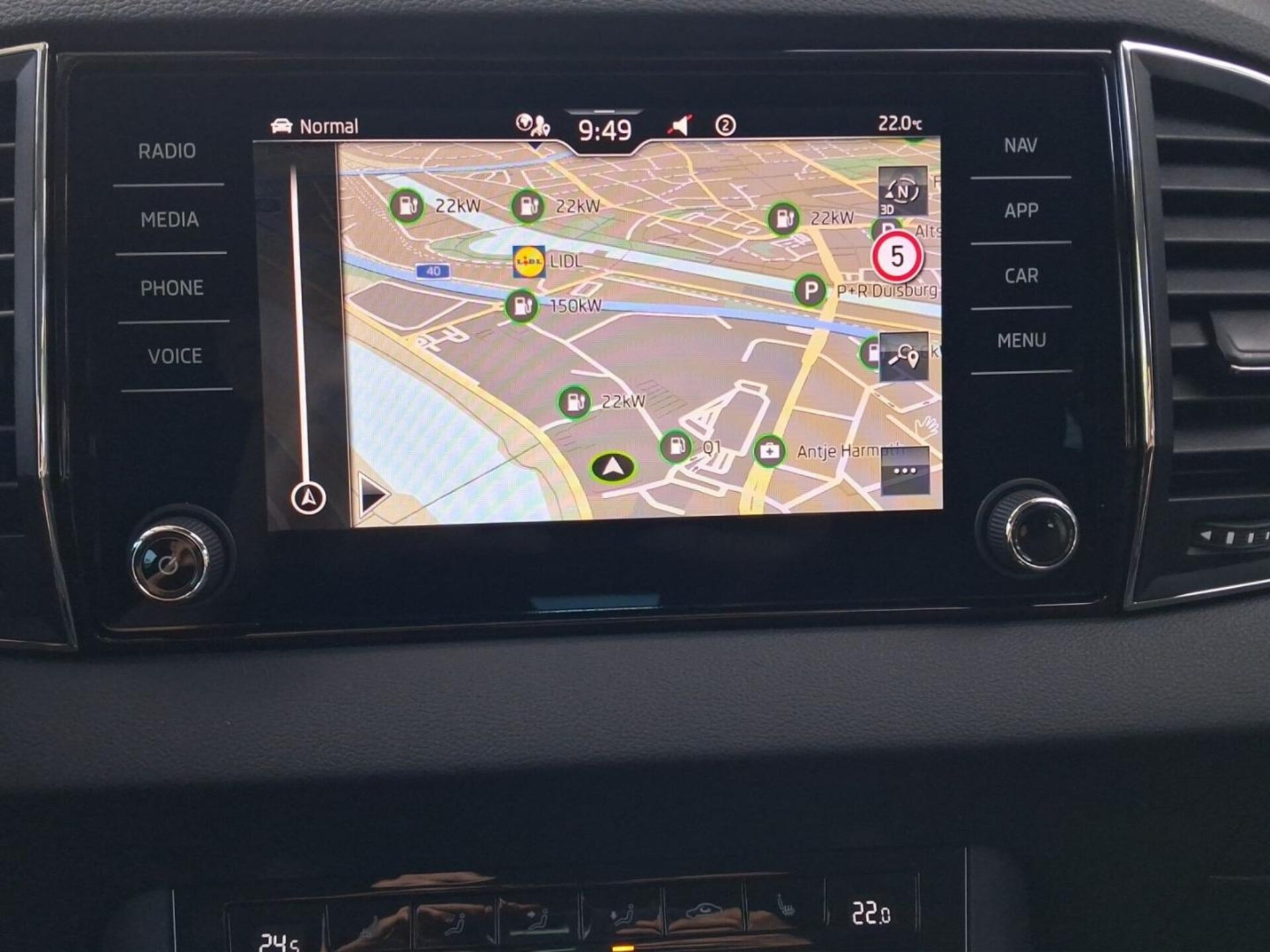 Skoda Karoq Selection
