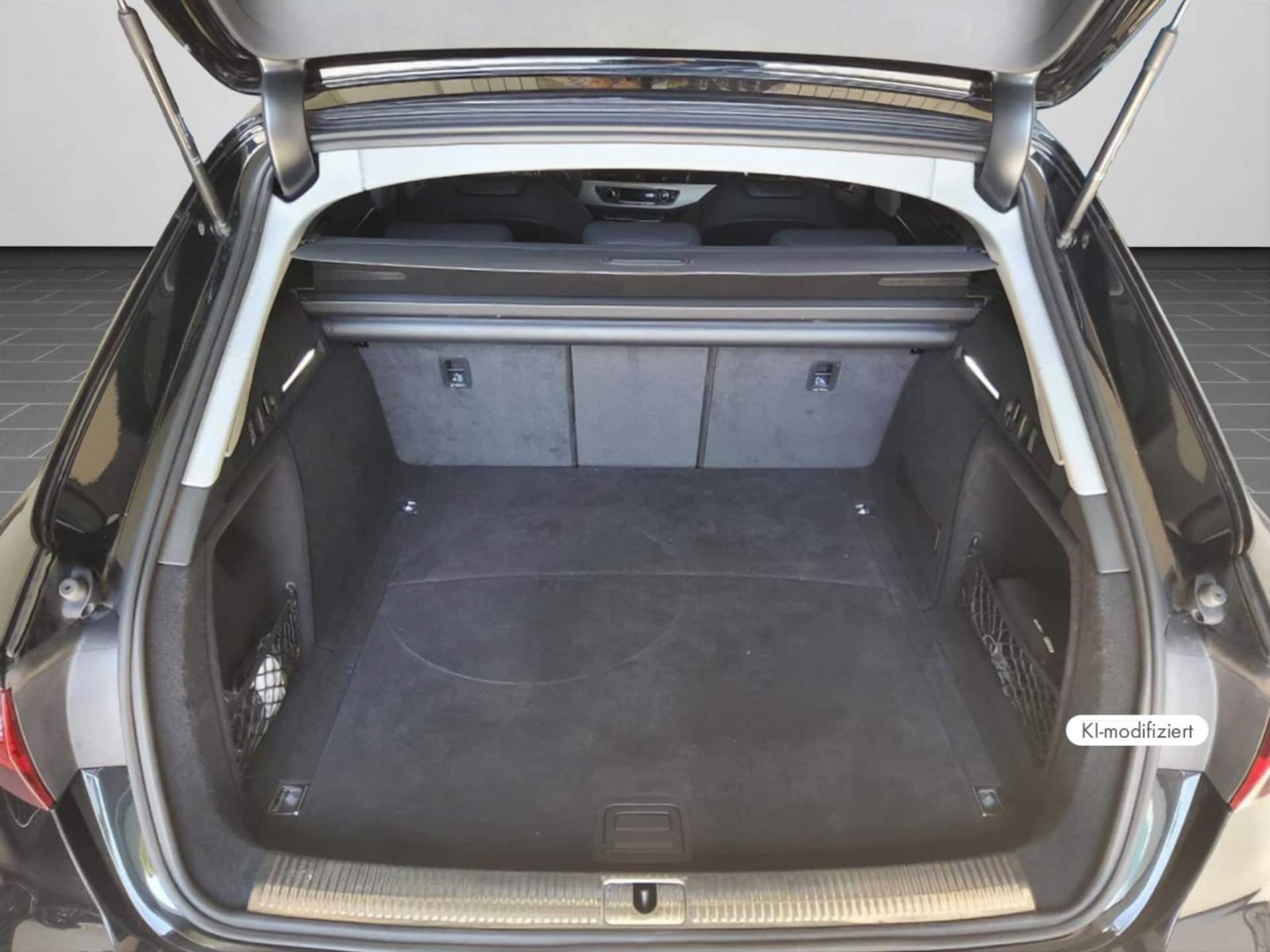 Audi A4 Avant S line