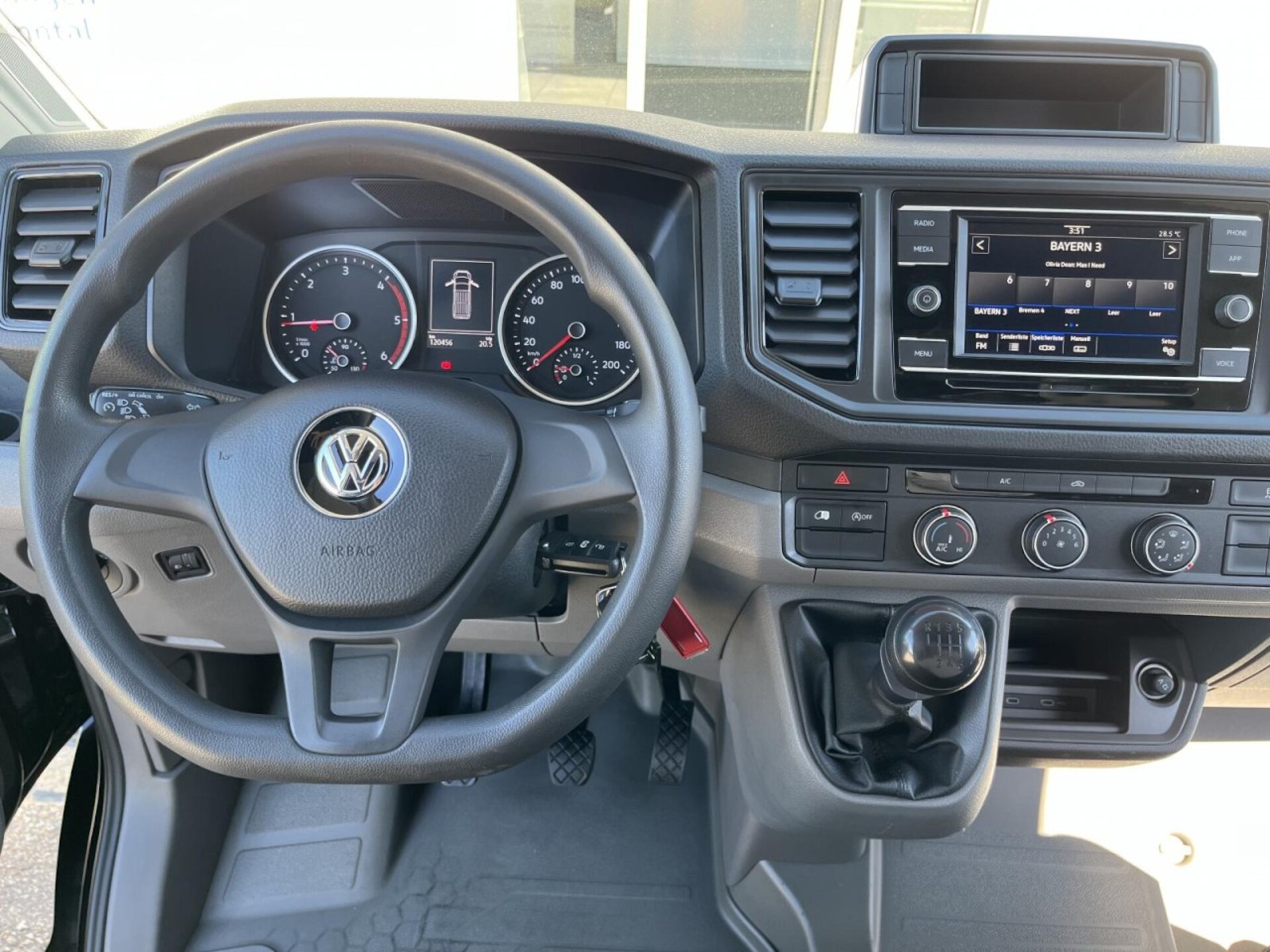 Volkswagen Crafter Kasten mittlerer Radstand