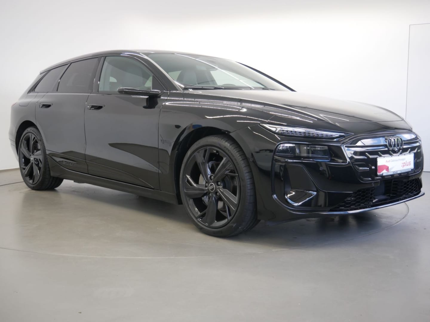 Bild über Audi A6 Avant e-tron e-tron performance - für weitere Informationen kontaktieren Sie den Audi Partner